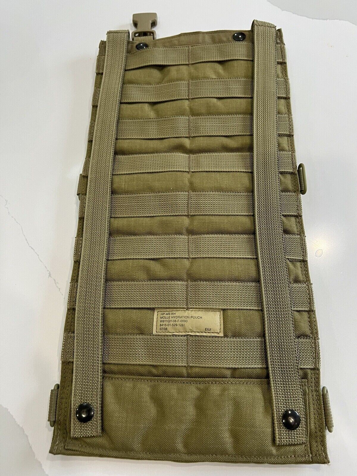 Eagle Industries Hydration Carrier, Insulated 100 oz Pouch Khaki, MOLLE, SFLCS