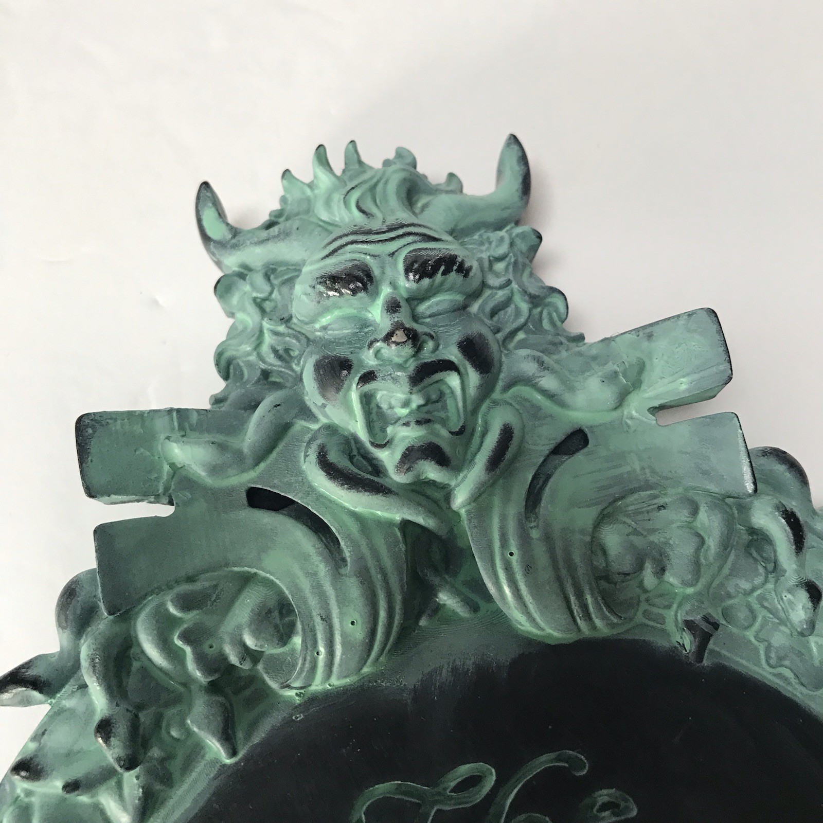 Disney The Haunted Mansion Wall Plaque Sign Halloween Horror Collectible Goth