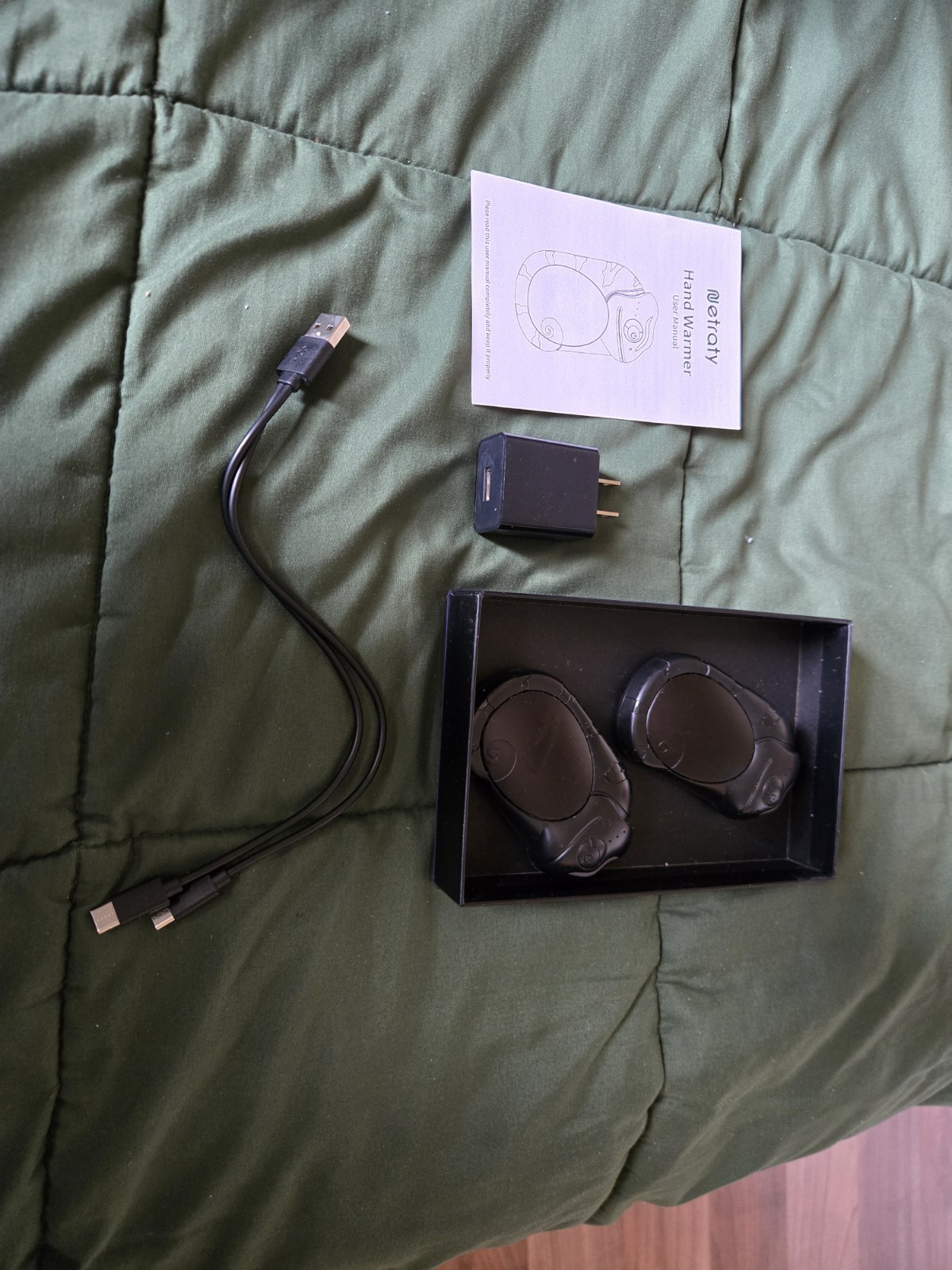 Rechargeable Electric Hand Warmer Pair w/ Charging Case USB Heated Pocket Warmer