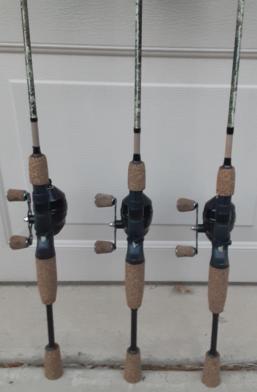 LOT OF 3 PROFISHIENCY CAMO SPINCAST MICRO REEL 6-FOOT / 2-PIECE ROD  MED HEAVY