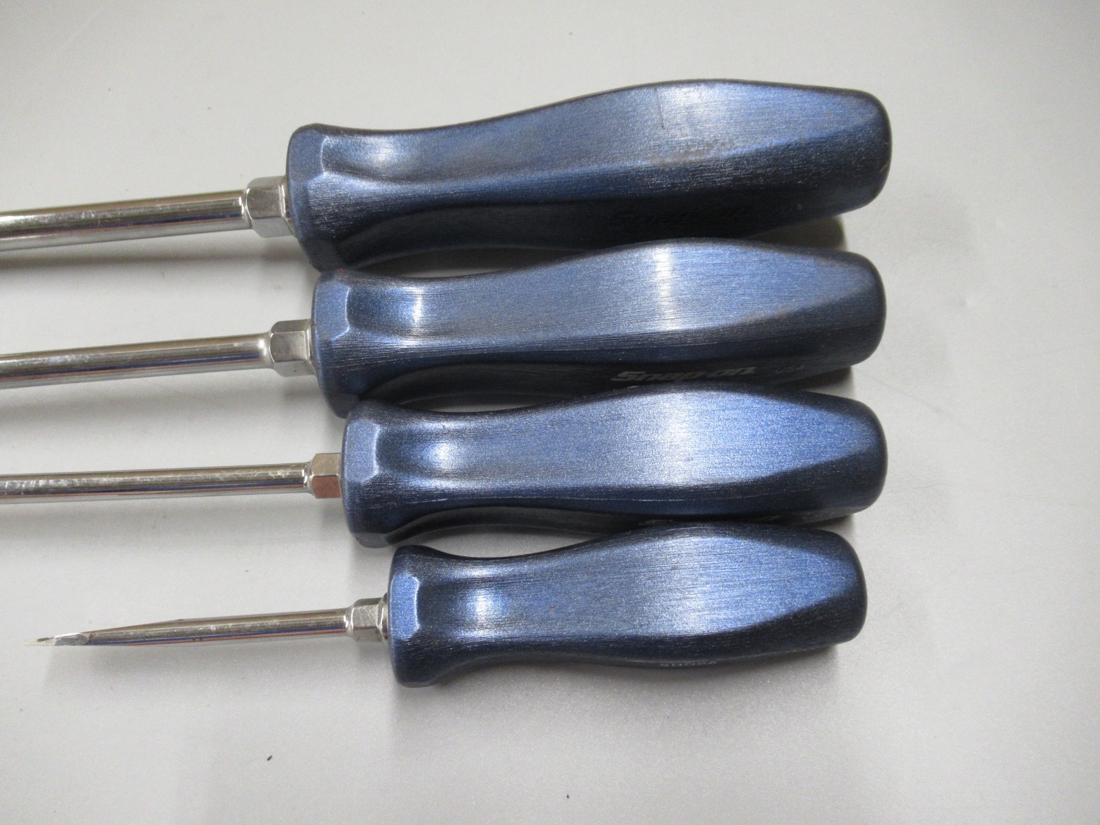 Set of 4 Snap-On SDD Flat & Phillips Blue Pearl Hard Handle Screwdrivers