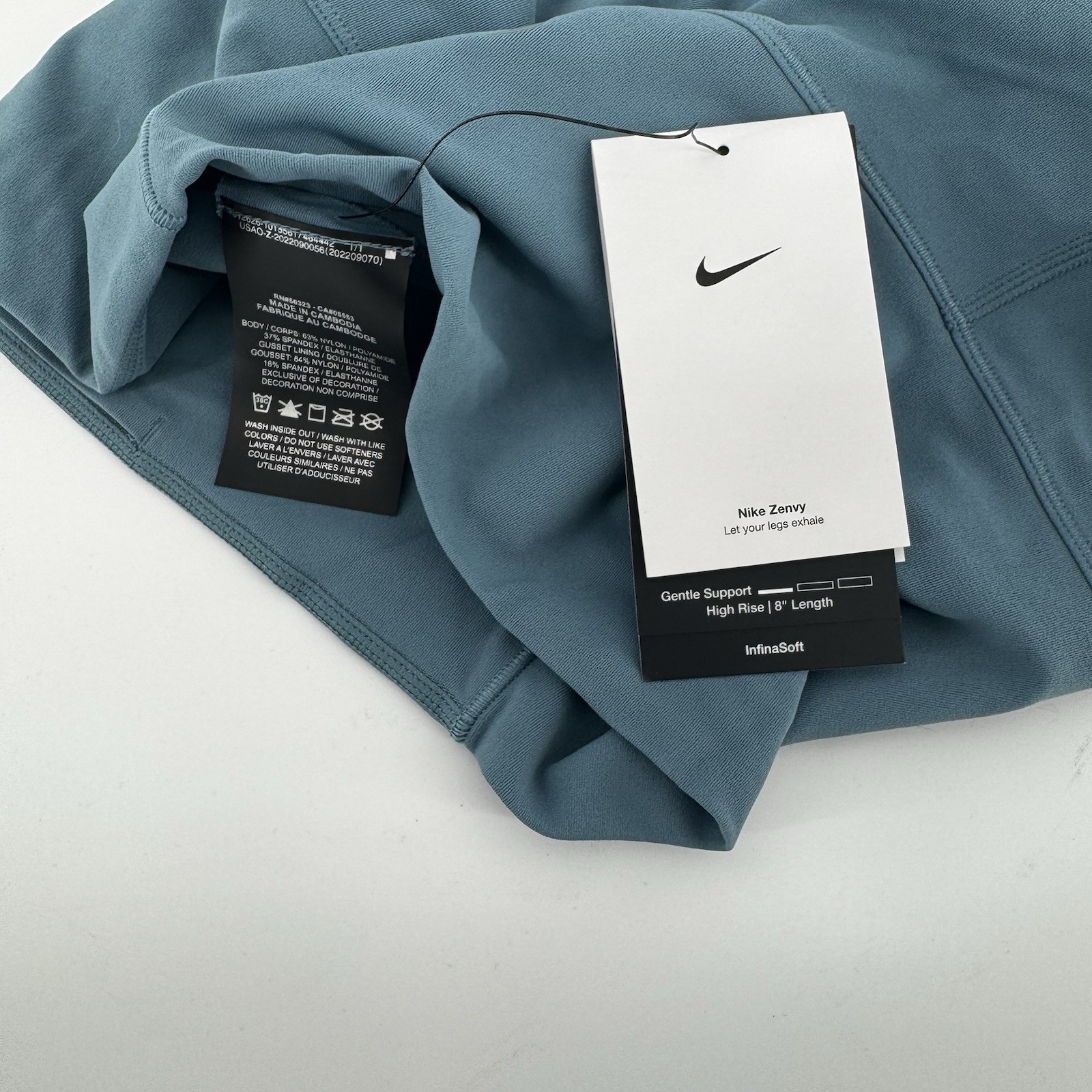 Nike Women's Zenvy Gentle-Support High-Waisted 8" Biker Shorts Smoke Blue Size M