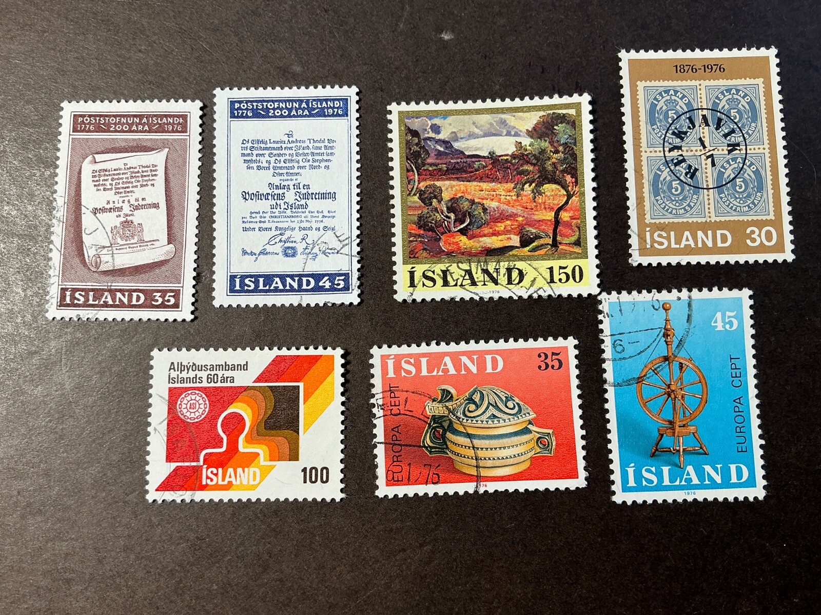 ICELAND 🇮🇸 USED *1976 *  COMPLETE USED Catalog $5.60  - fun area to collect!"