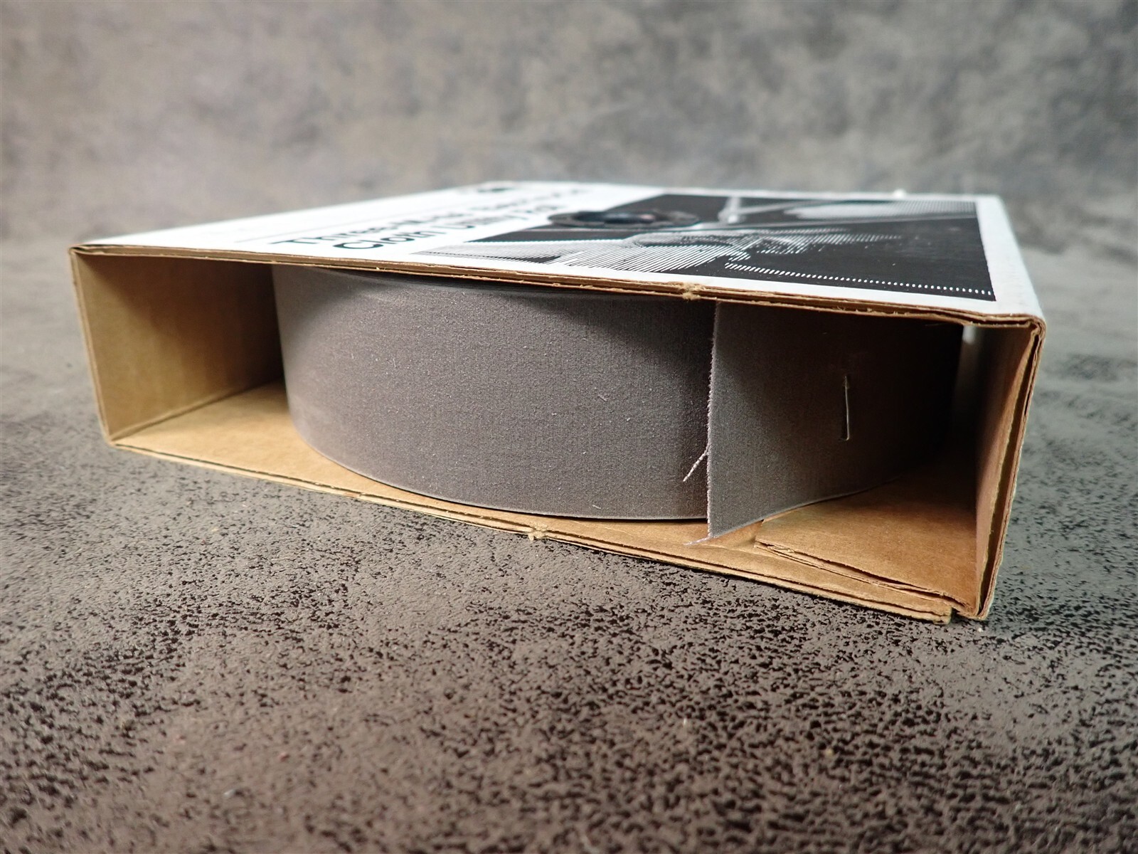 NEW 3M 05022 Elek-Tro-Cut 1.5" x 50 Yard 320 Grit Cloth Utility Roll 211K (O20)