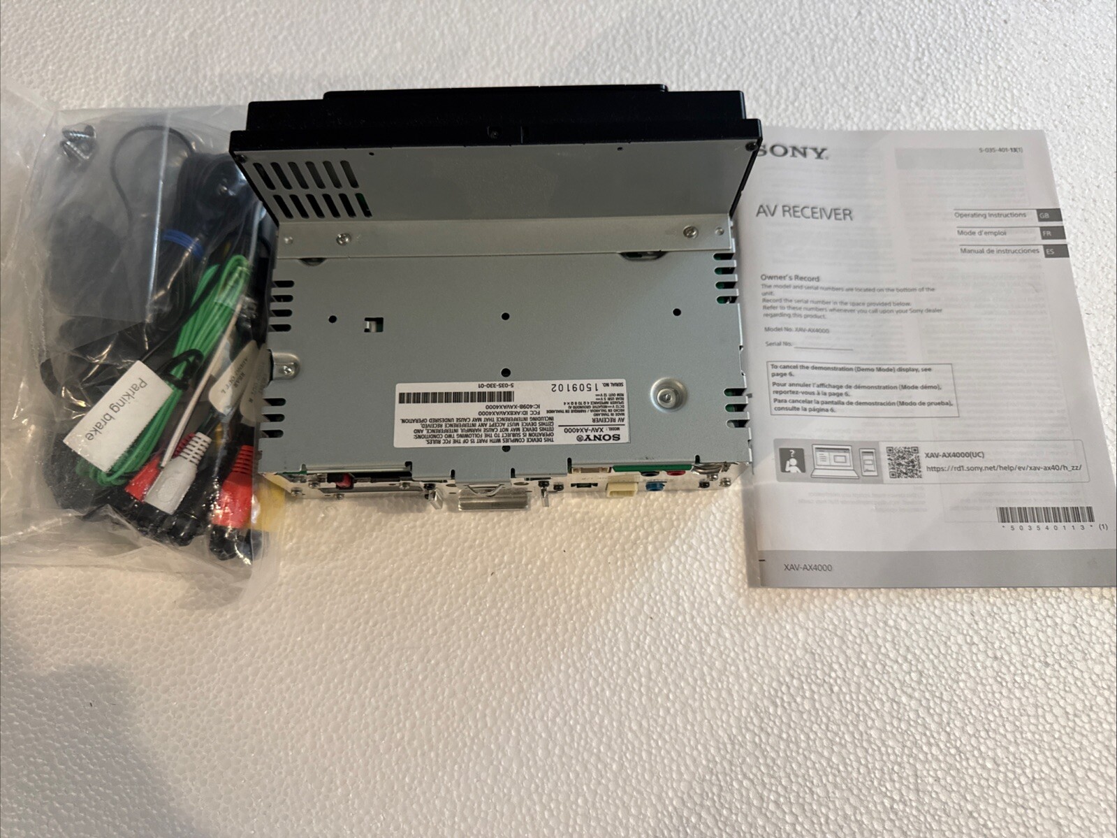 SONY XAV-AX4000 Multimedia Receiver Car Play/Android XAVAX4000