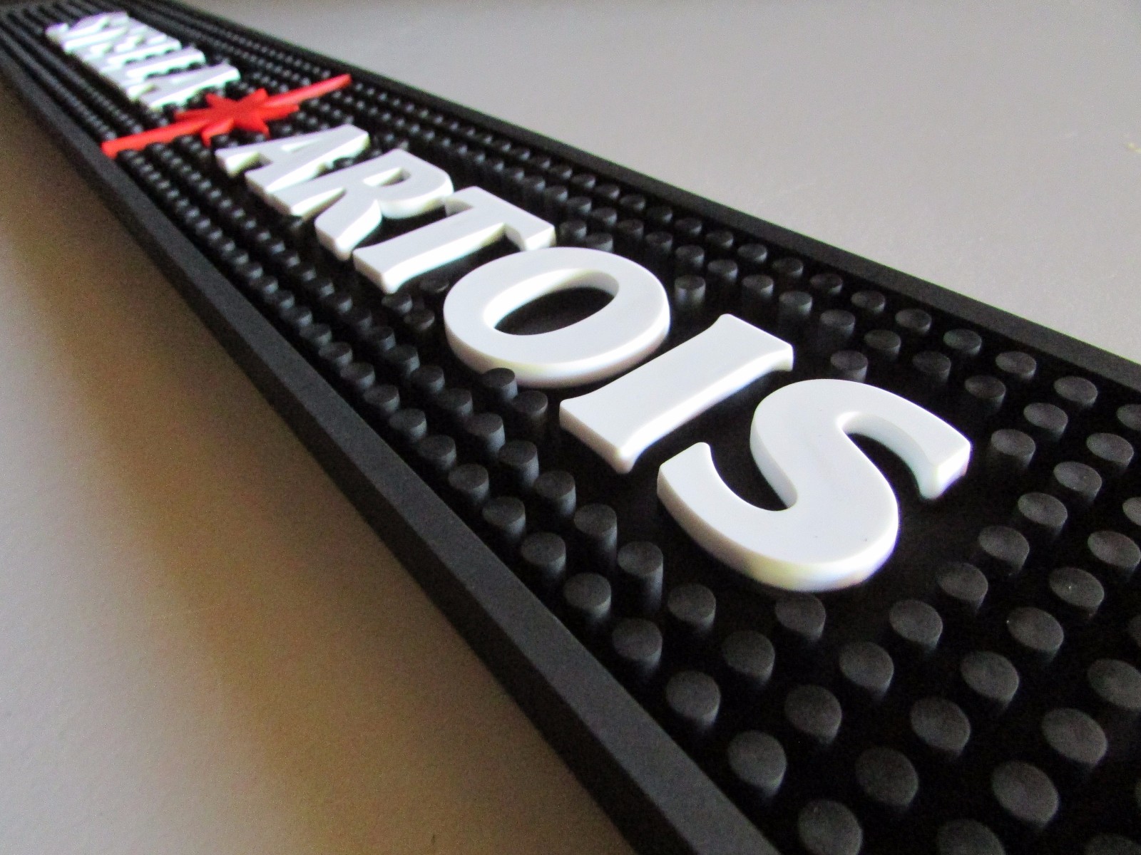 NEW 24 x 3 Stella Artois Large Beer Rubber Bar Spill Mat for tap / Chalice glass