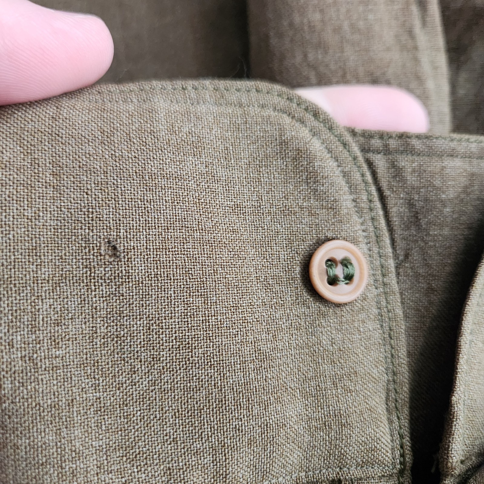 True Vintage WWII 1940’s U.S. Army Wool Officers Shirt Mens Large w/ Patch