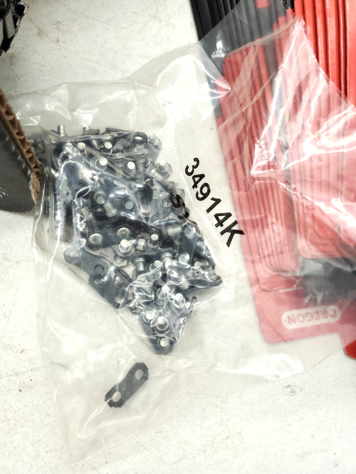 Oregon Chainsaw Chain 100ft. Roll, 0.325Inch Pitch, 0.050Inch Gauge, Model 20LPX