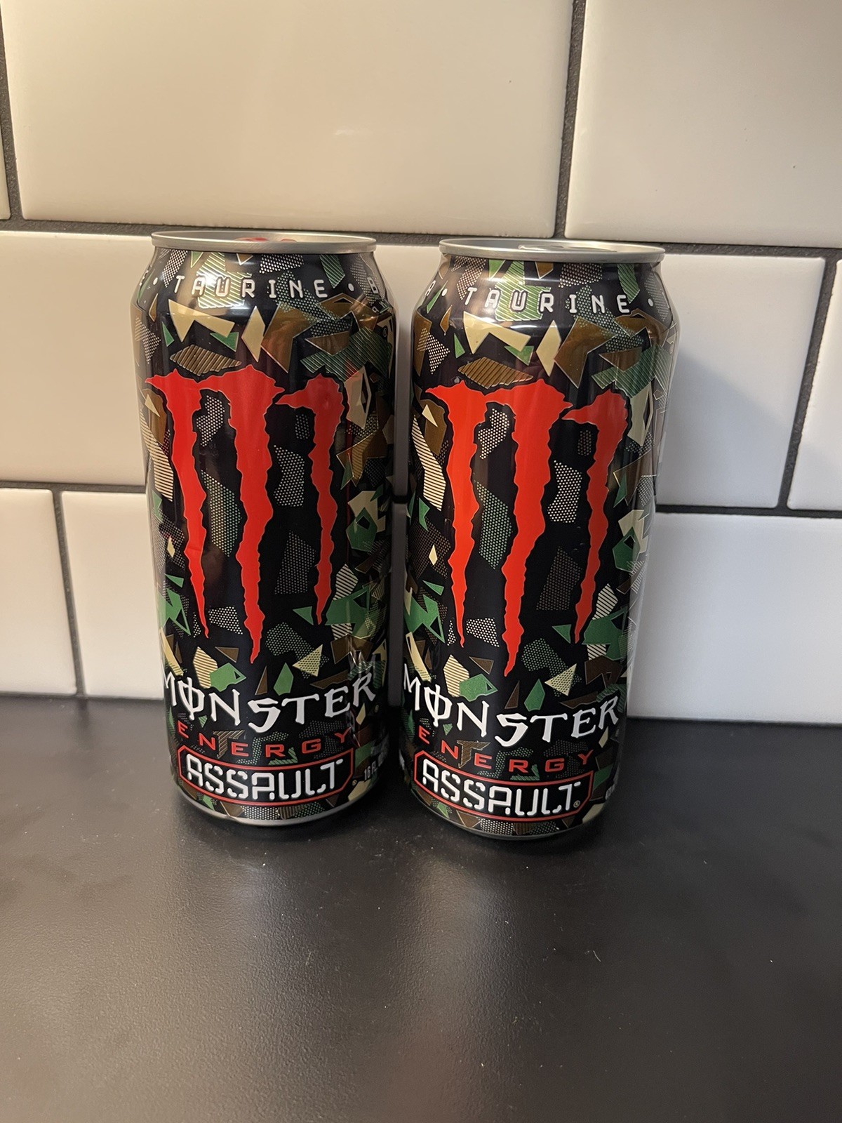 Two Monster Energy Assault Full 16oz Cans From USA 🇺🇸 And Canada 🇨🇦