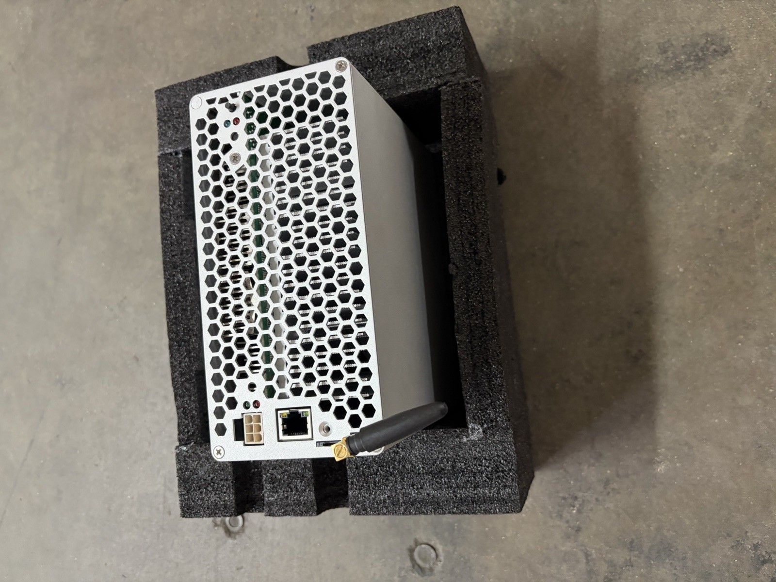 Goldshell STC Miner (No PSU)