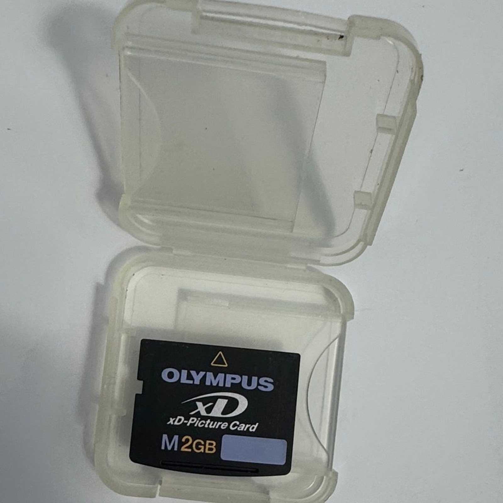Olympus XD picture card 2GB in case