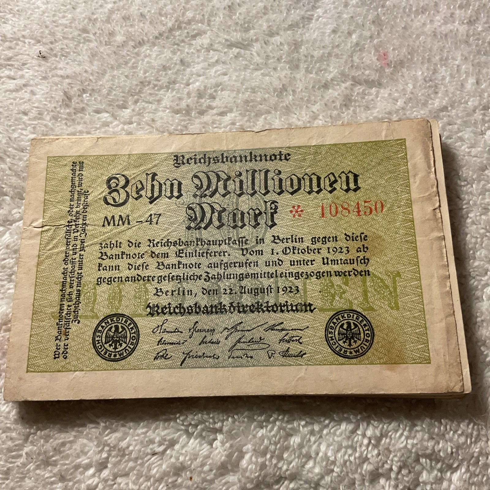 GERMANY.(-October.1923-)-10.OOO.OOO-Mark -BANKNOTE .CIRCULATED.#001