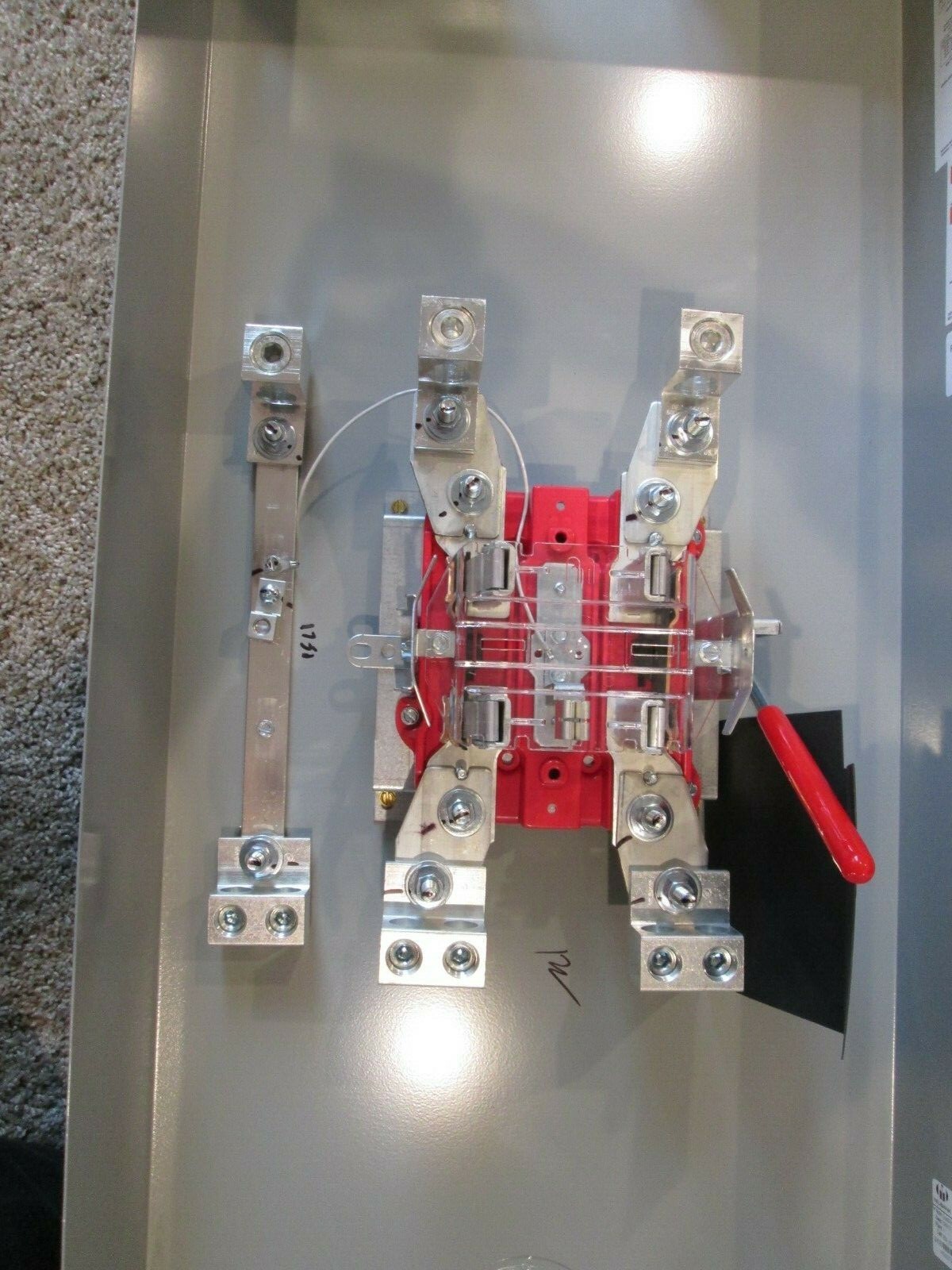 MILBANK meter socket 320 amp - Single Phase - 5T BYPS (U4362-R-K3-K2-BLG-AEPU)