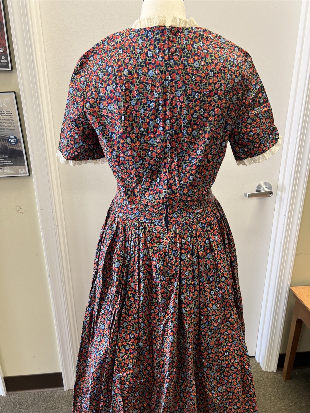 1-Pc 19th century era Woman's Multi Colored Floral Pattern Day Dress - SZ S