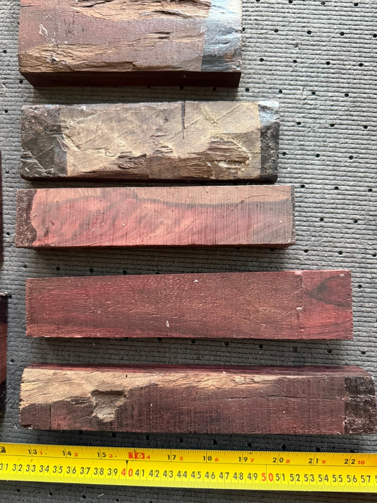 Bois de Rose 7 pounds box #19