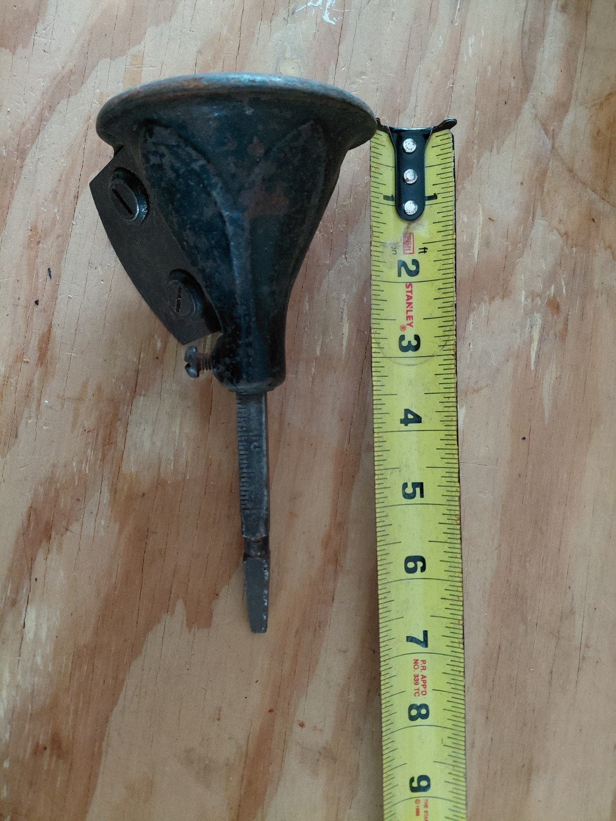 Antique Vintage Cast Iron Woodworking Spoke Pointer Spindle Taper