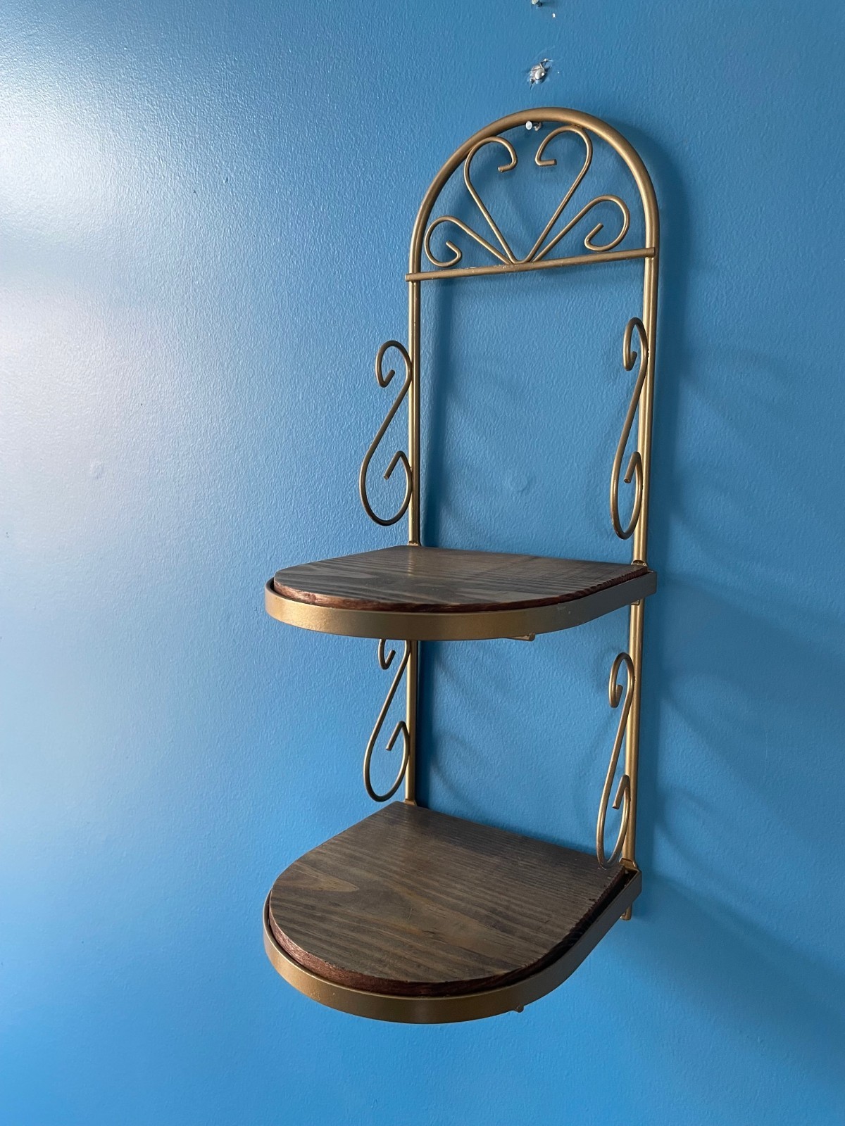 ReinVintaged Farmhouse Scroll Gold Metal & Pine Wooden 2 Tier Wall Shelf 15"