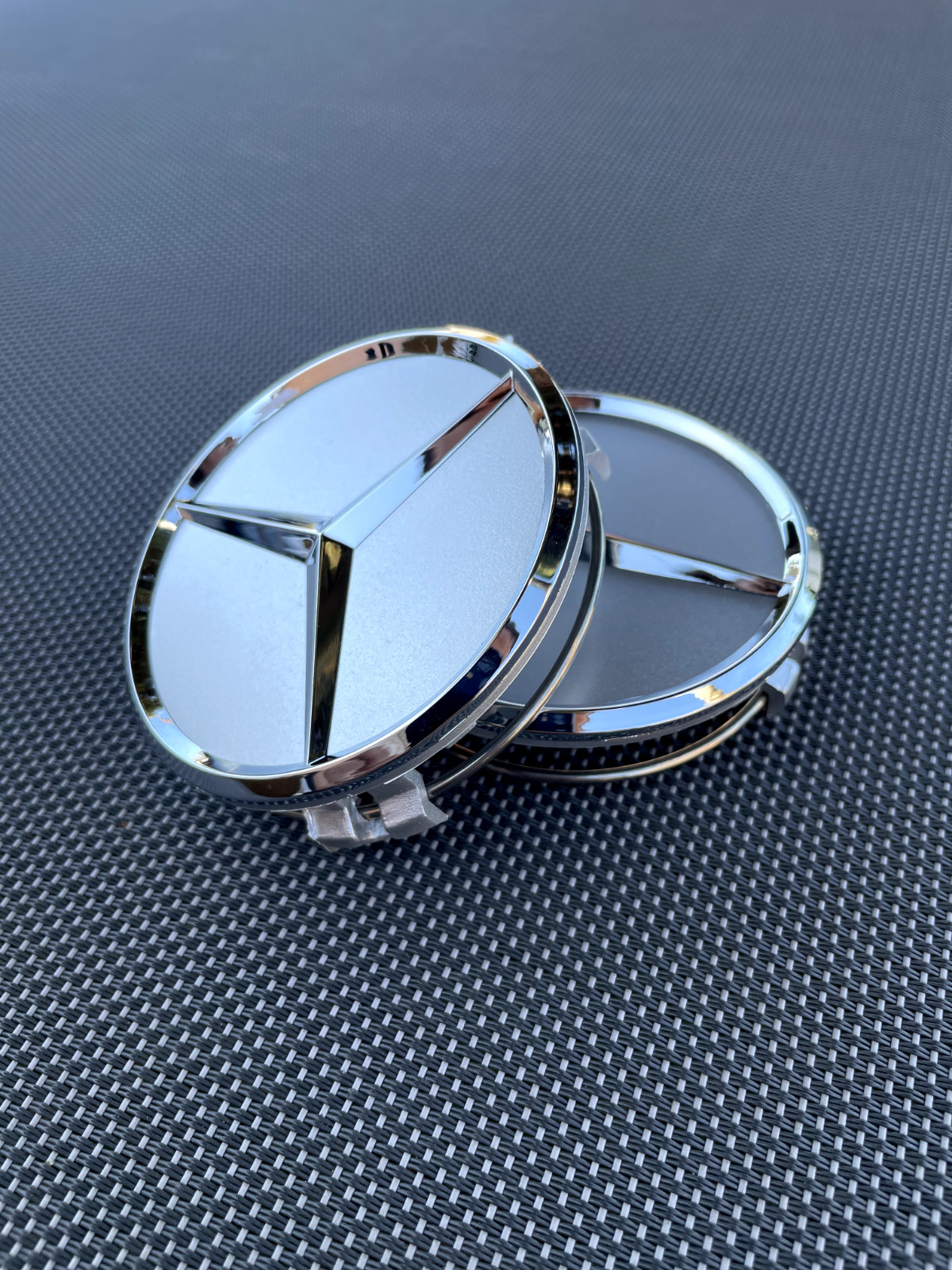 MERCEDES BENZ SET OF 4 SILVER 75 mm/2.95in Wheel Center Caps Fits Most Models