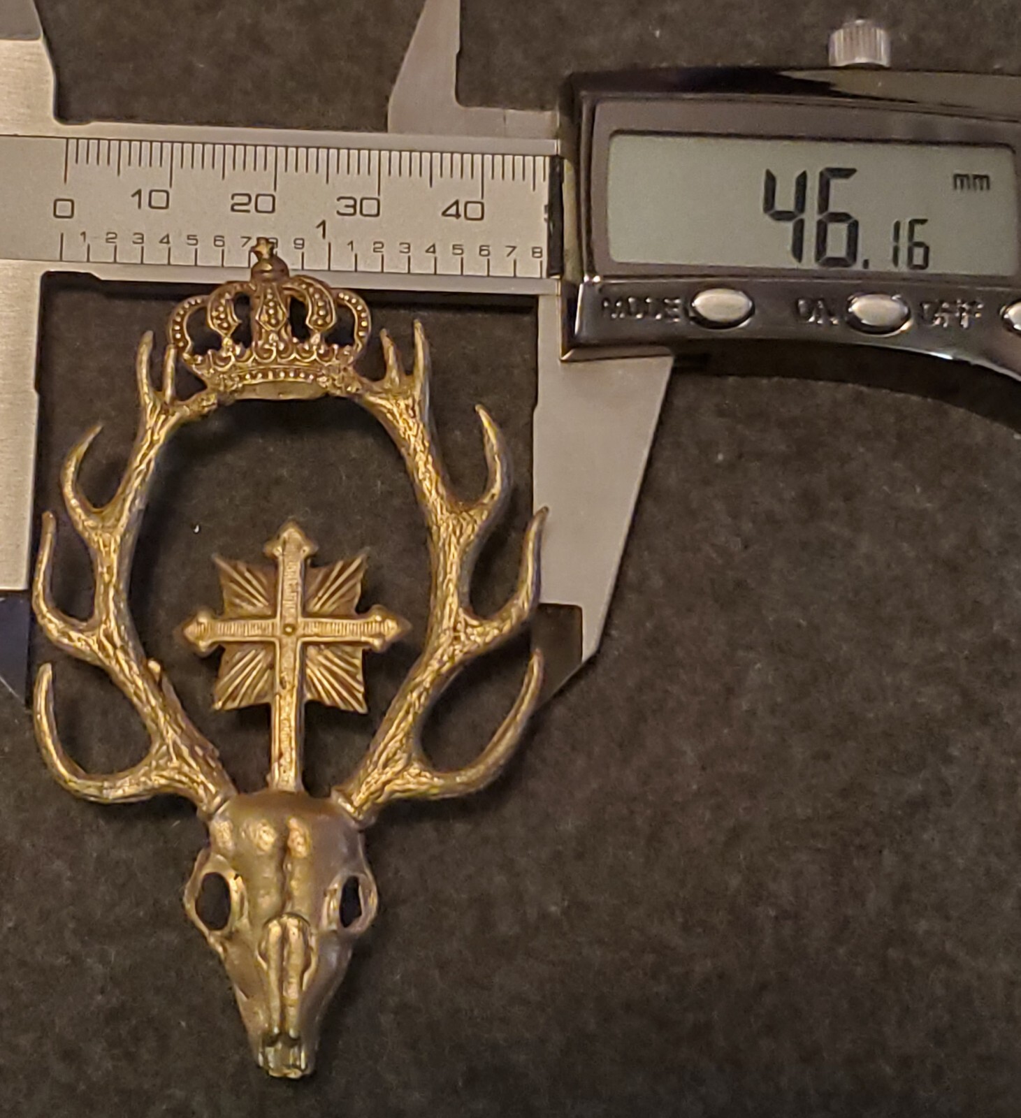 WWI Era German Jägers badge with Bavarian/ Saxony Crown