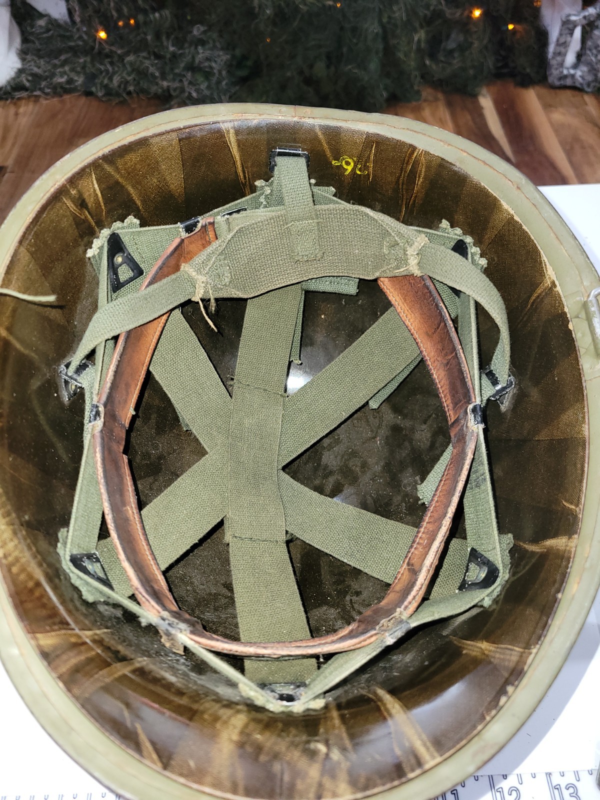 ORIGINAL US M1 HELMET , REAR SEAM, Swivel Bale, W/ LINER