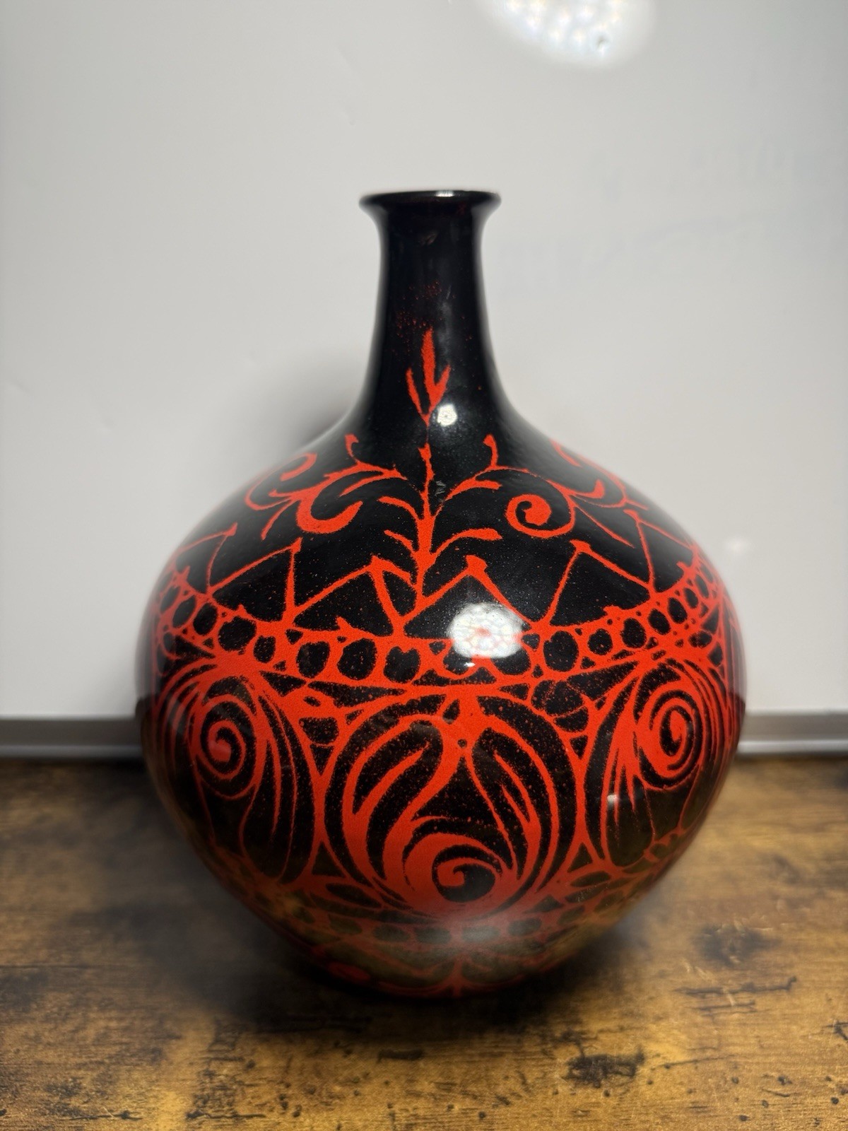 Vintage MCM Raymor Italy Pottery Vase Red & Black Beautiful Pattern MCM - Rare!