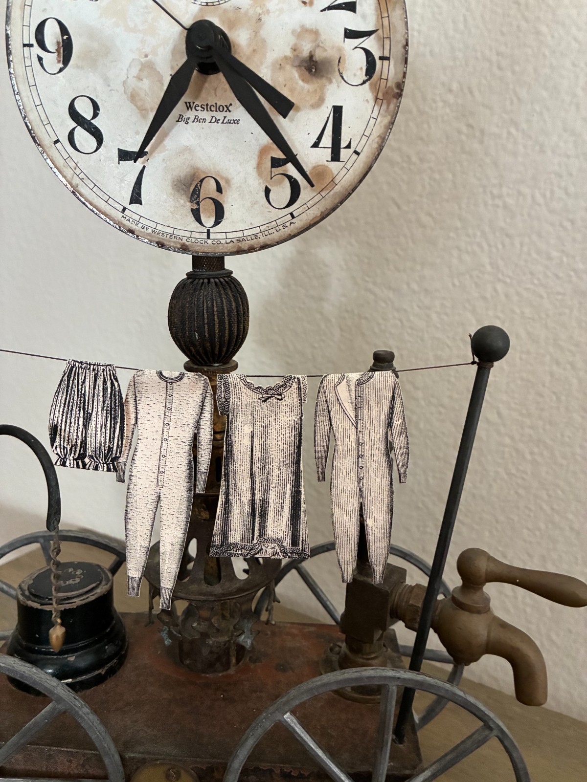 Roger Wood Clockwerks Artisan Steampunk Numbered Laundry Clothesline Theme Clock