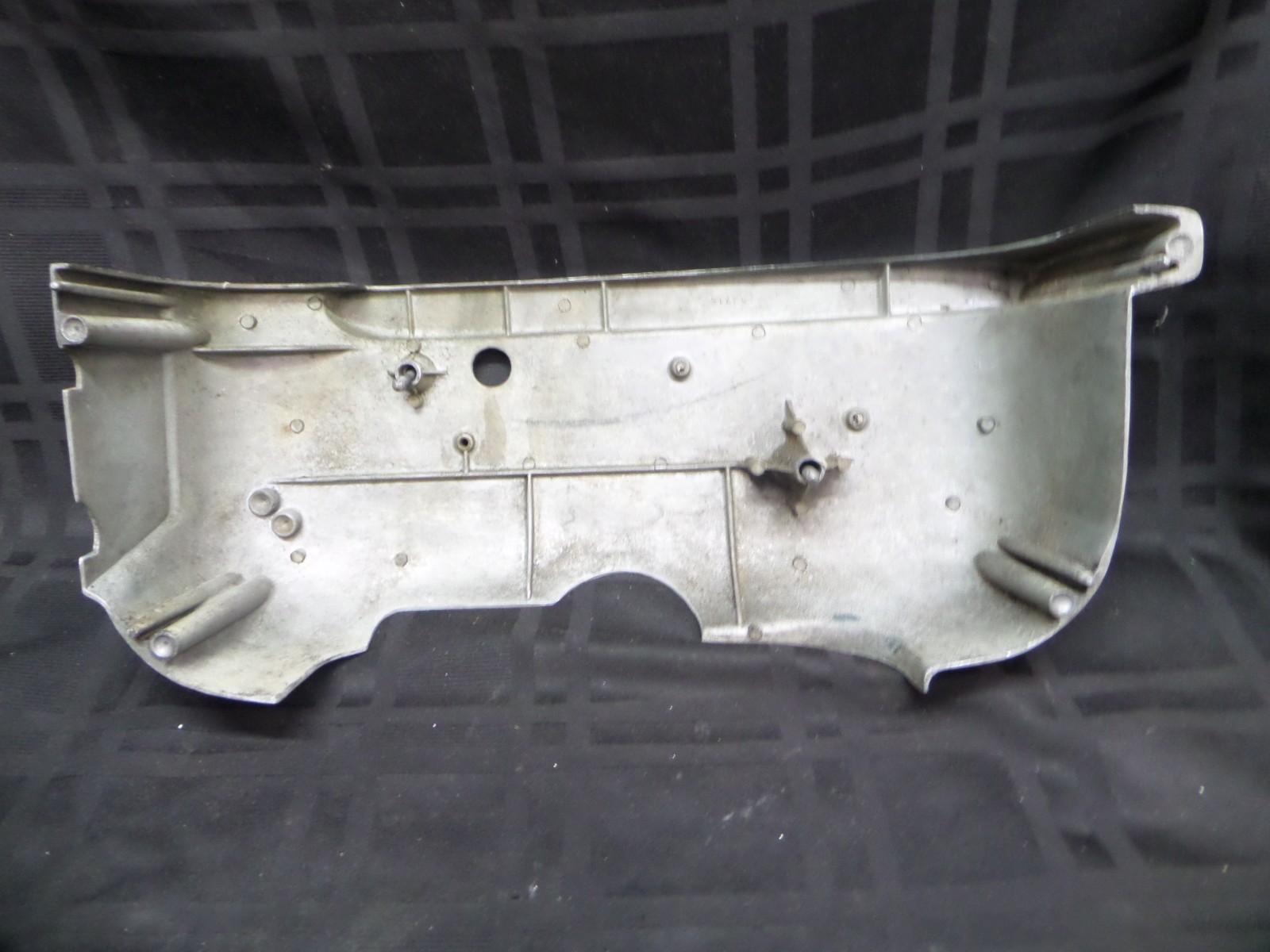 1956 GALE SEA KING GG9002B 5HP LOWER COWLING 552714 552715 COVER OUTBOARD MOTOR