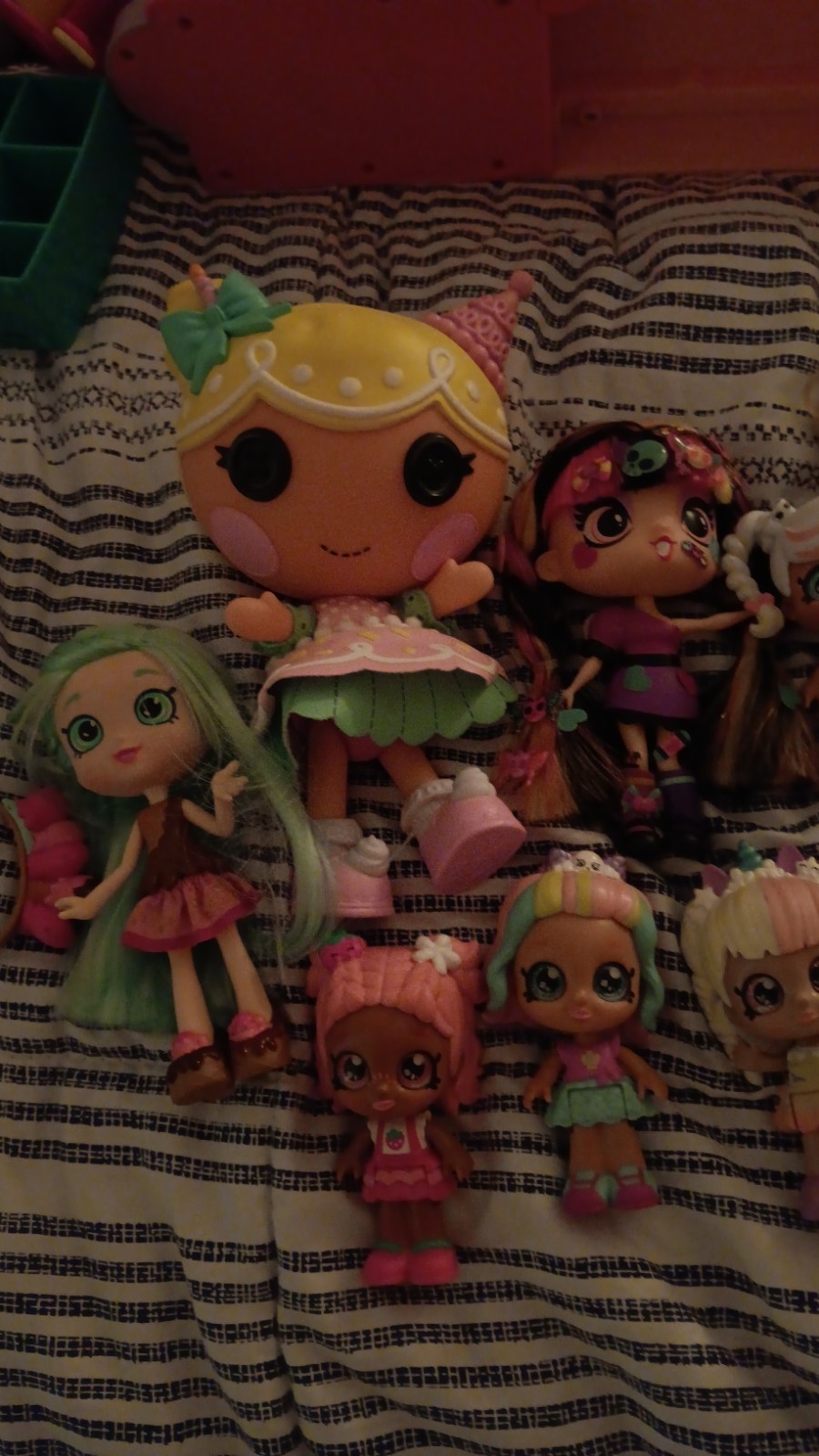 Large Toy Lot of 200+ Shopkins Num Noms Dolls Barbie Kindi Kids Lalaloopsy Play