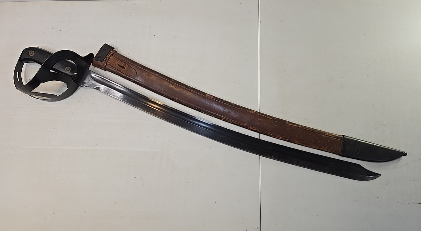 WWI Model 1917 or M1941 USN Naval Cutlass Sword w/Scabbard - US Navy - Klewang