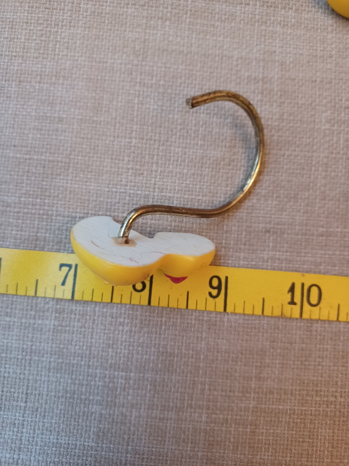 Shower Curtain Hangers Set Of 12 Vtg Yellow Ducks Facing Forward