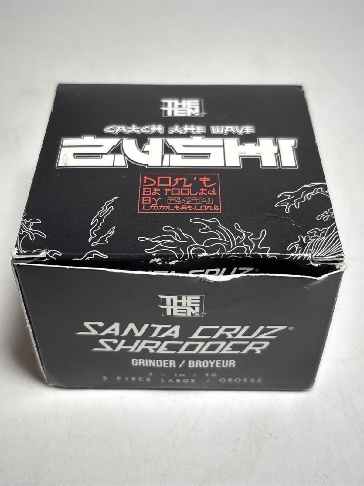 Santa Cruz Shredder x Zushi 3-Piece Large Grinder – 2.75" – The Ten Co Collab A