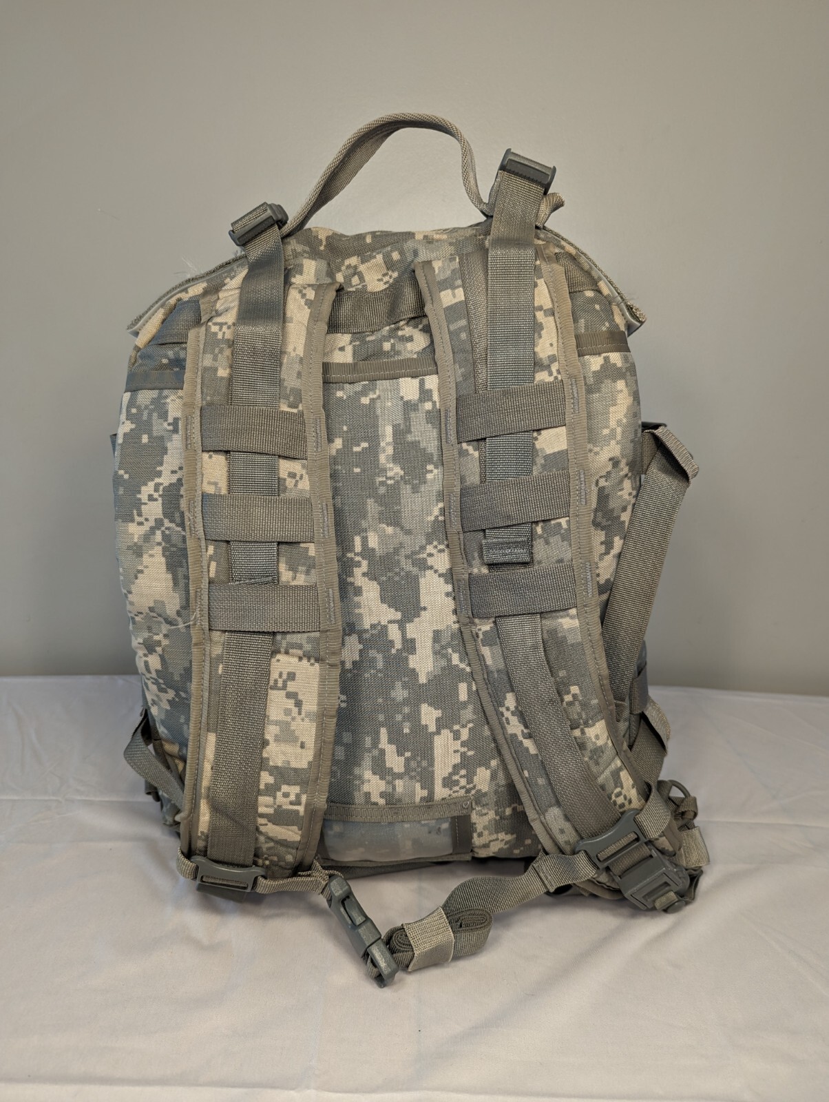 US ARMY ACU ASSAULT PACK 3 DAY MOLLE II BACKPACK Made in USA with Stiffiner