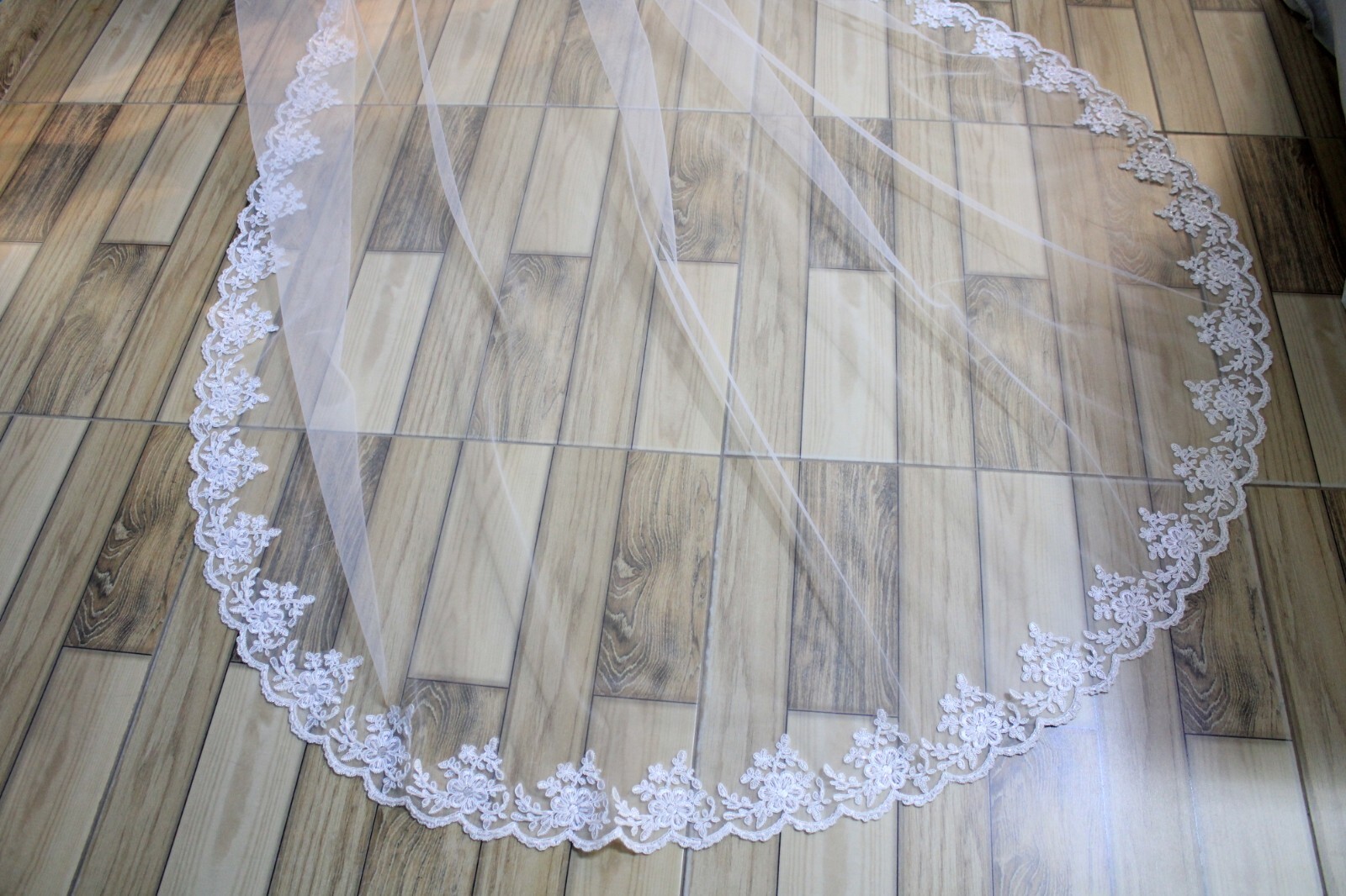 bridal mantilla Cathedral veil one layer lace edge free ship