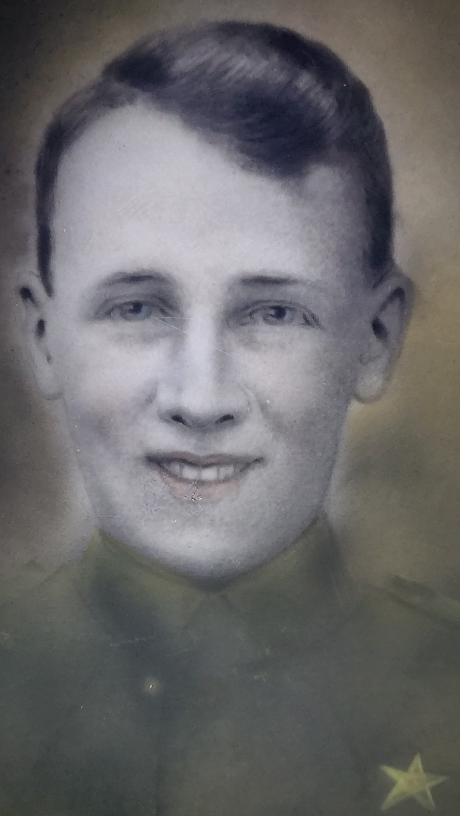 WWI Soldier General's Staff Star Military Frame Oval Bubble Glass