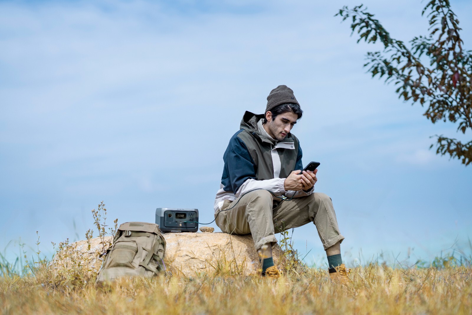 EcoFlow Solar Generator RIVER 2 256Wh+110W Solar Panel Certified Refurbished