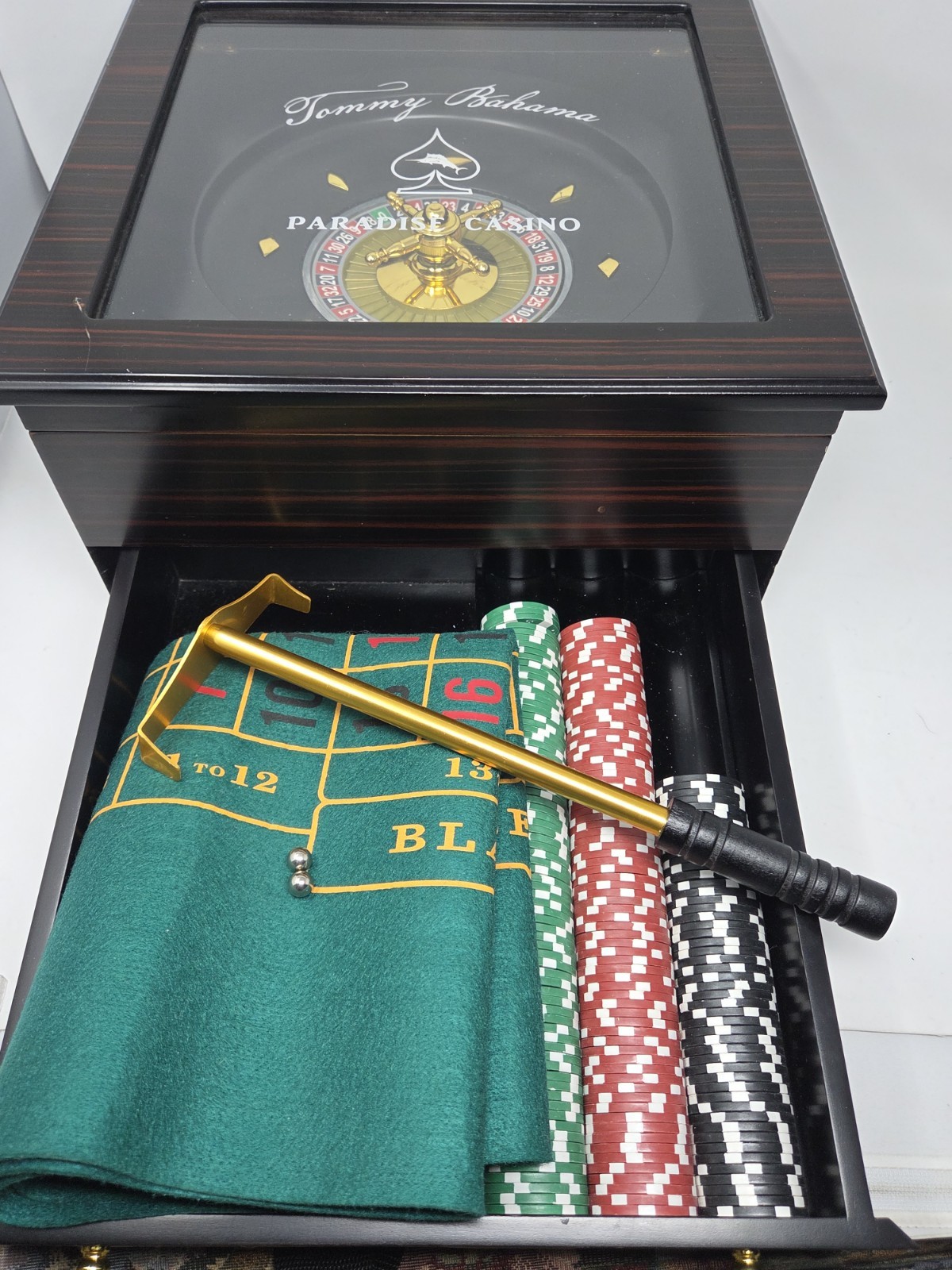 Tommy Bahama Paradise Casino Portable Roulette Wheel