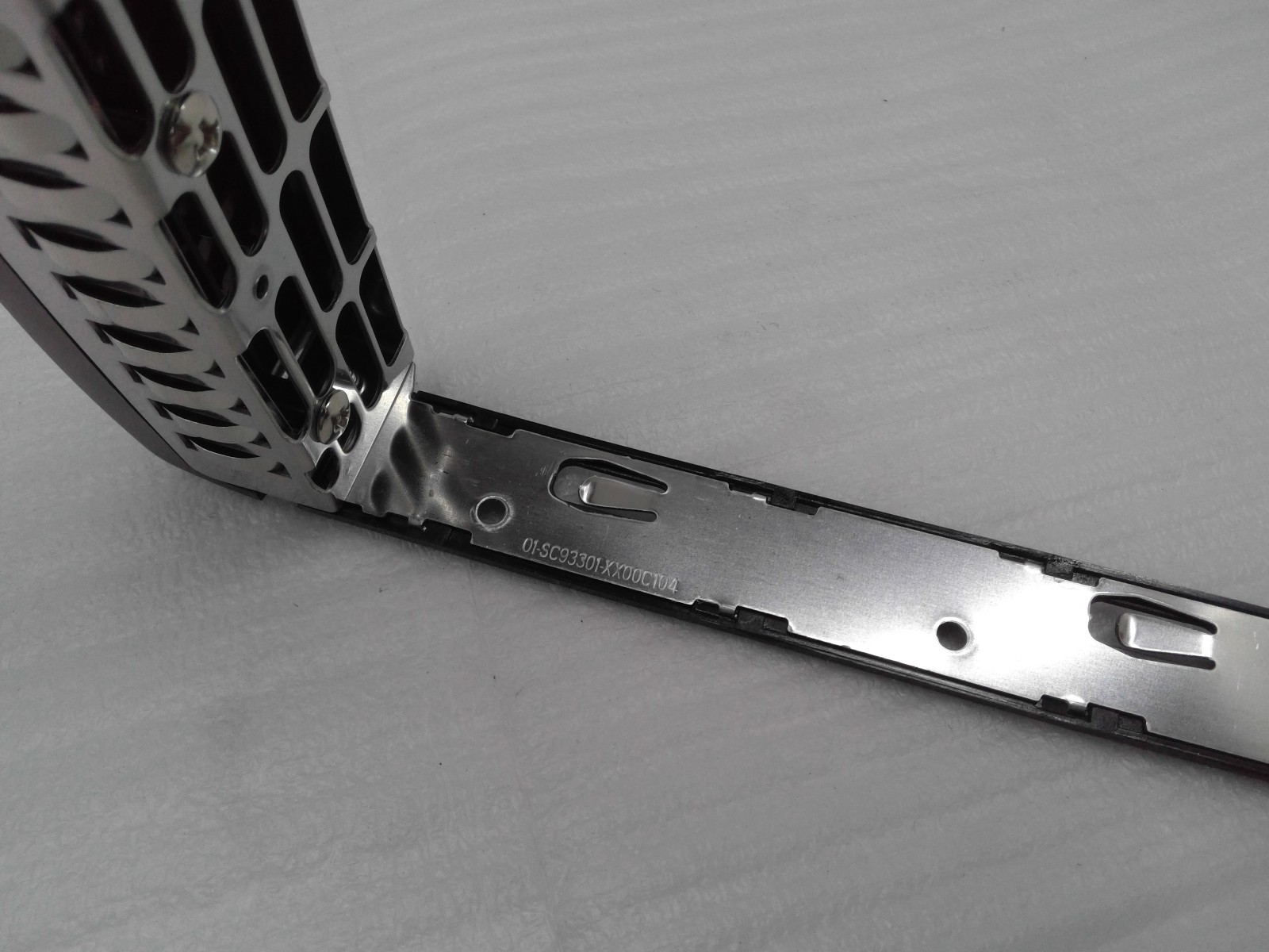 Lot of 5 Genuine Supermicro 3.5" Hard Drive Caddy 01-SC93301-XX00C104/4 Screws