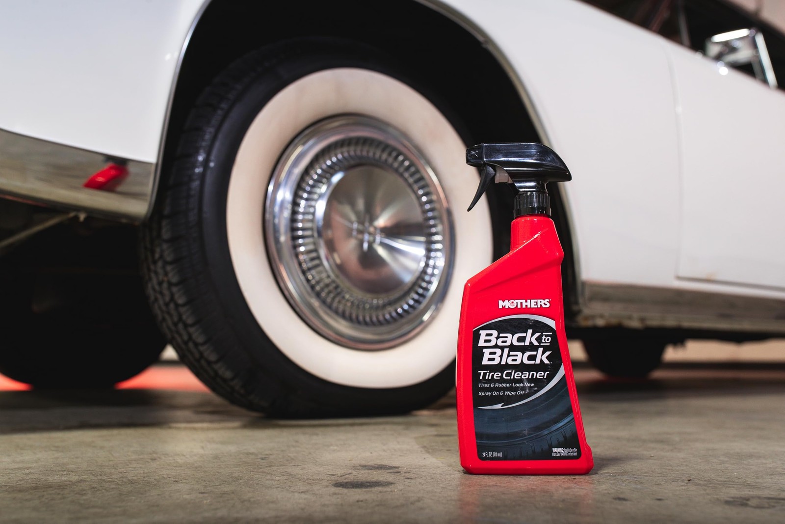 Mothers 09324 Back-to-Black Tire Renewer/Cleaner for All Tires - 24 Oz