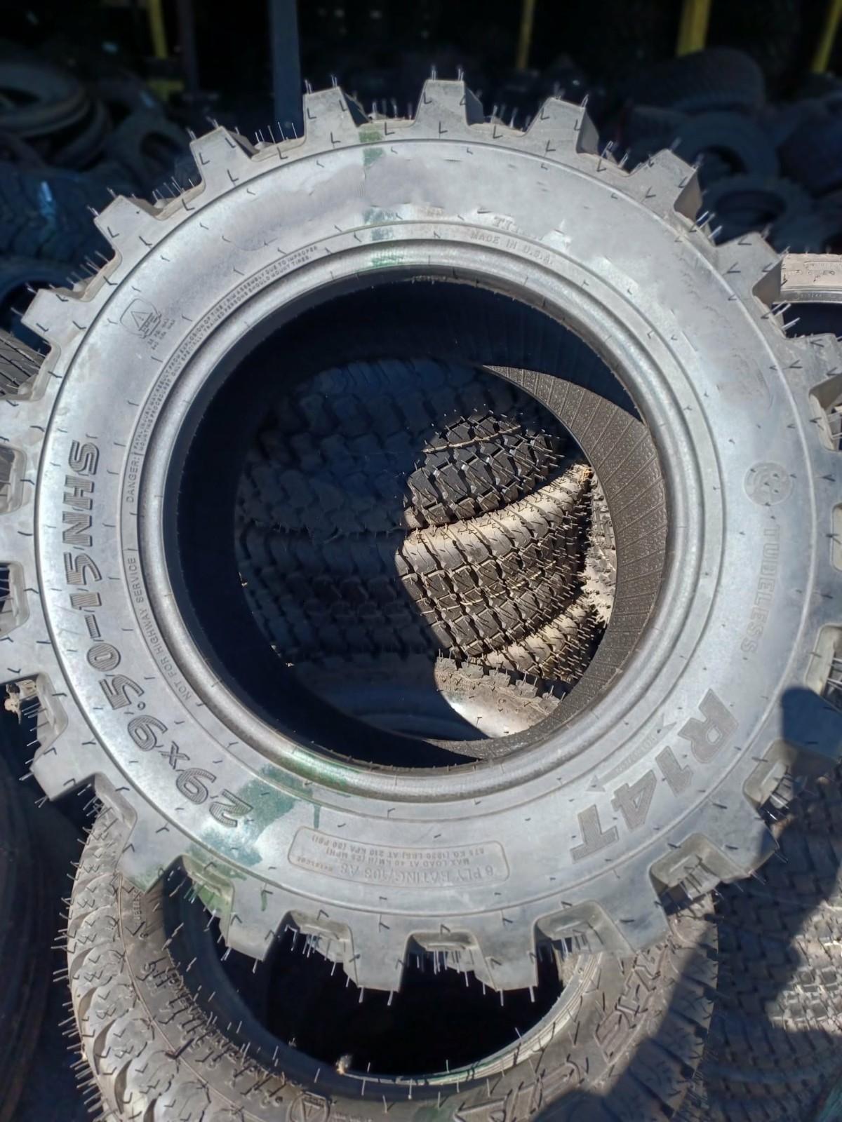 29x9.50-15 TIRE TURF R14T NEW COSMETIC BLEM 6PLY 2595015 29 9.50 15