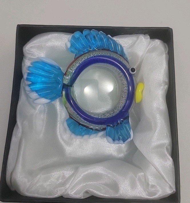 Glass Fish Magnifying Glass 3"x3" In Box The Artfully Magnified Collection NWOT