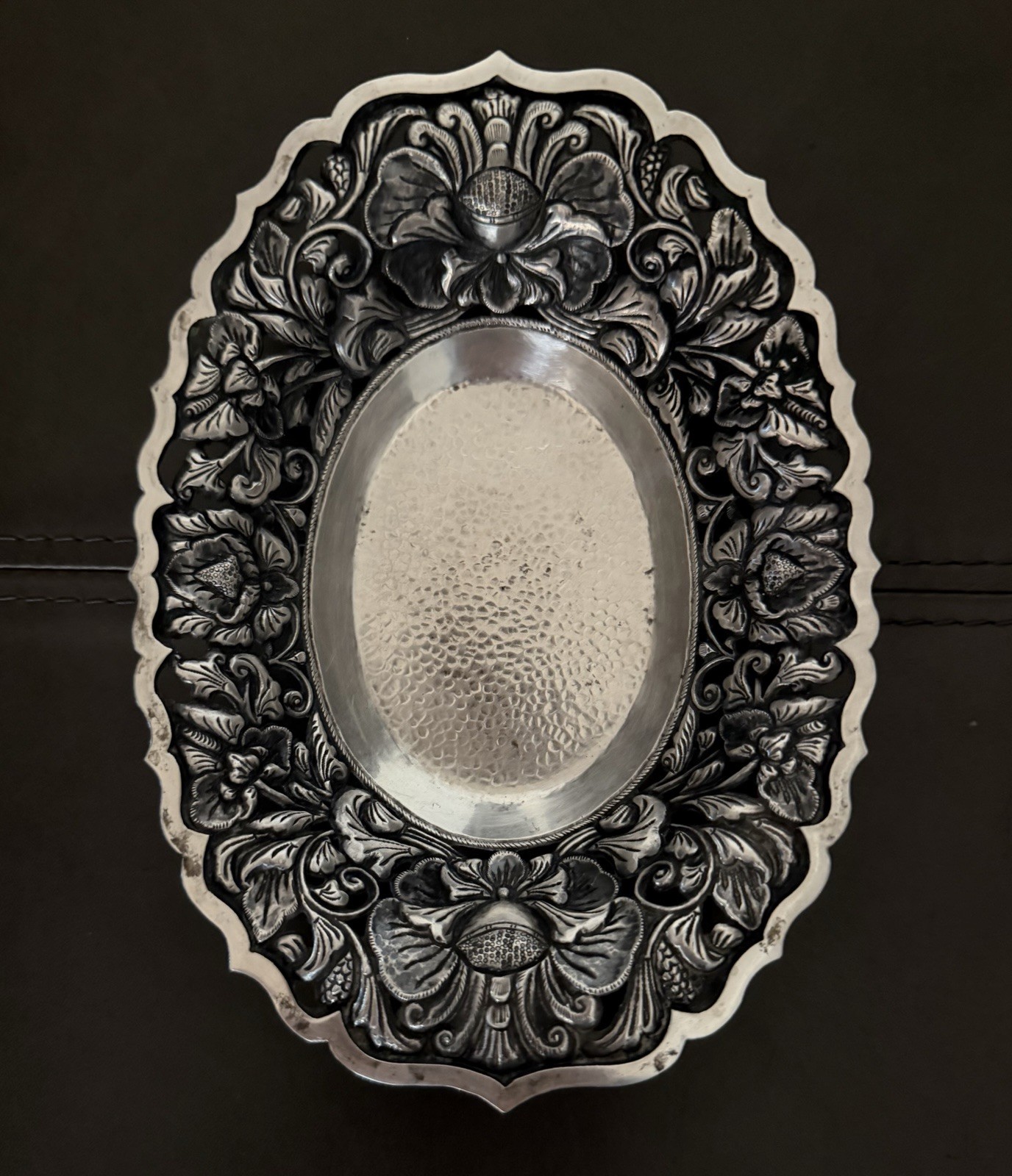 Art Nouveau Repousse 800 Sterling Silver Soap Candy Nut Trinket Bowl Dish KS