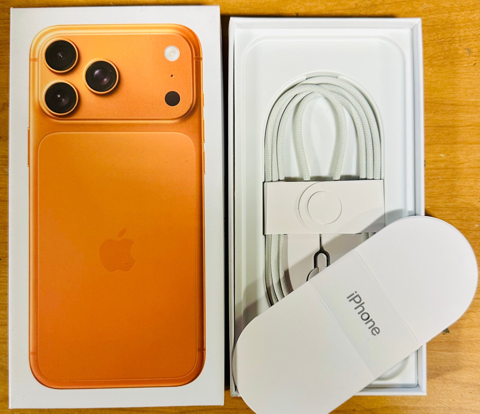 iPhone 17 Pro Max Empty Retail Box with option of cable New- All Colors