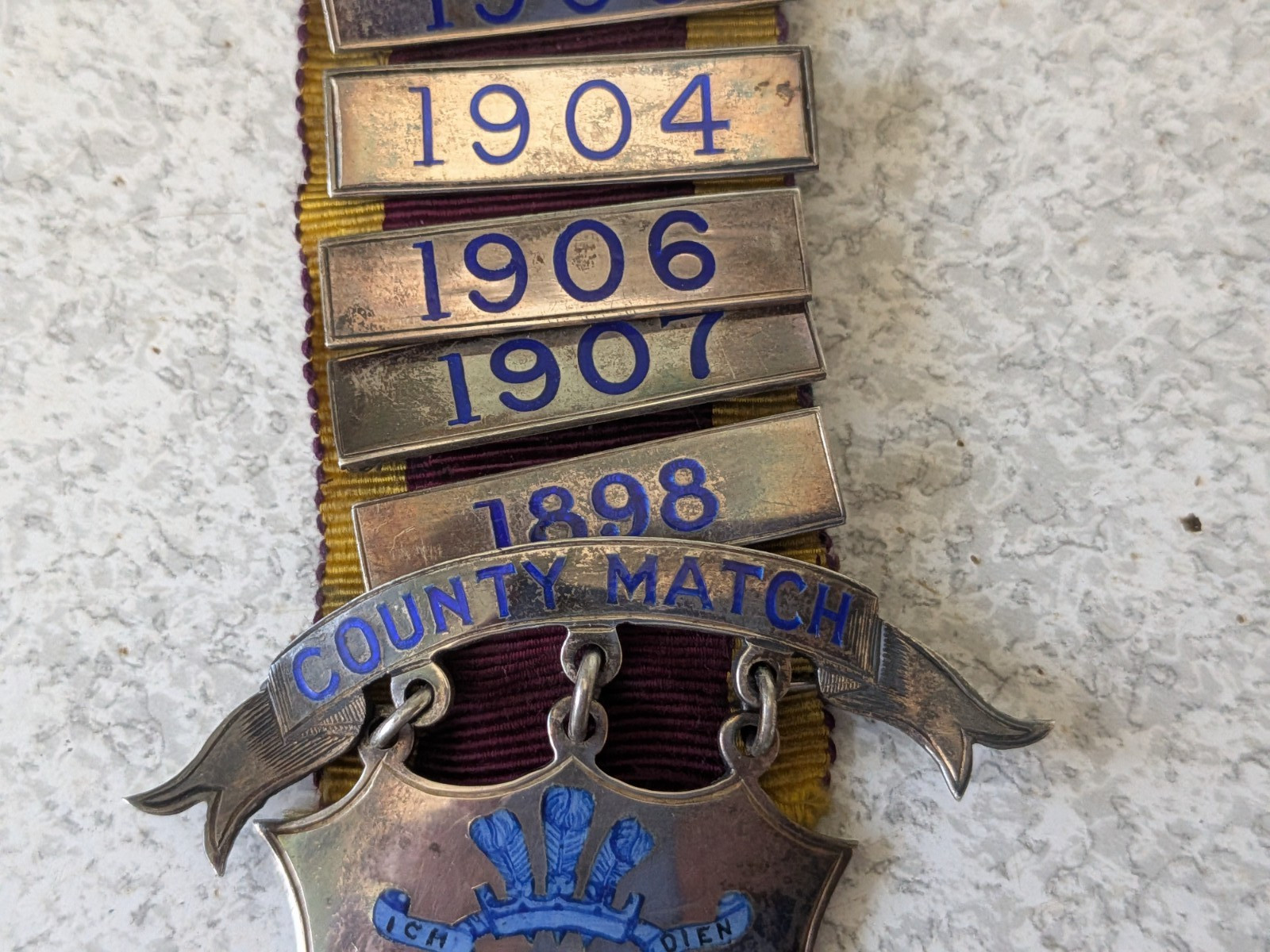 ANTIQUE SILVER MILITARY SPORTS MEDAL - 1ST RESERVE ARGYLL SUTHERLAND HIGHLANDERS