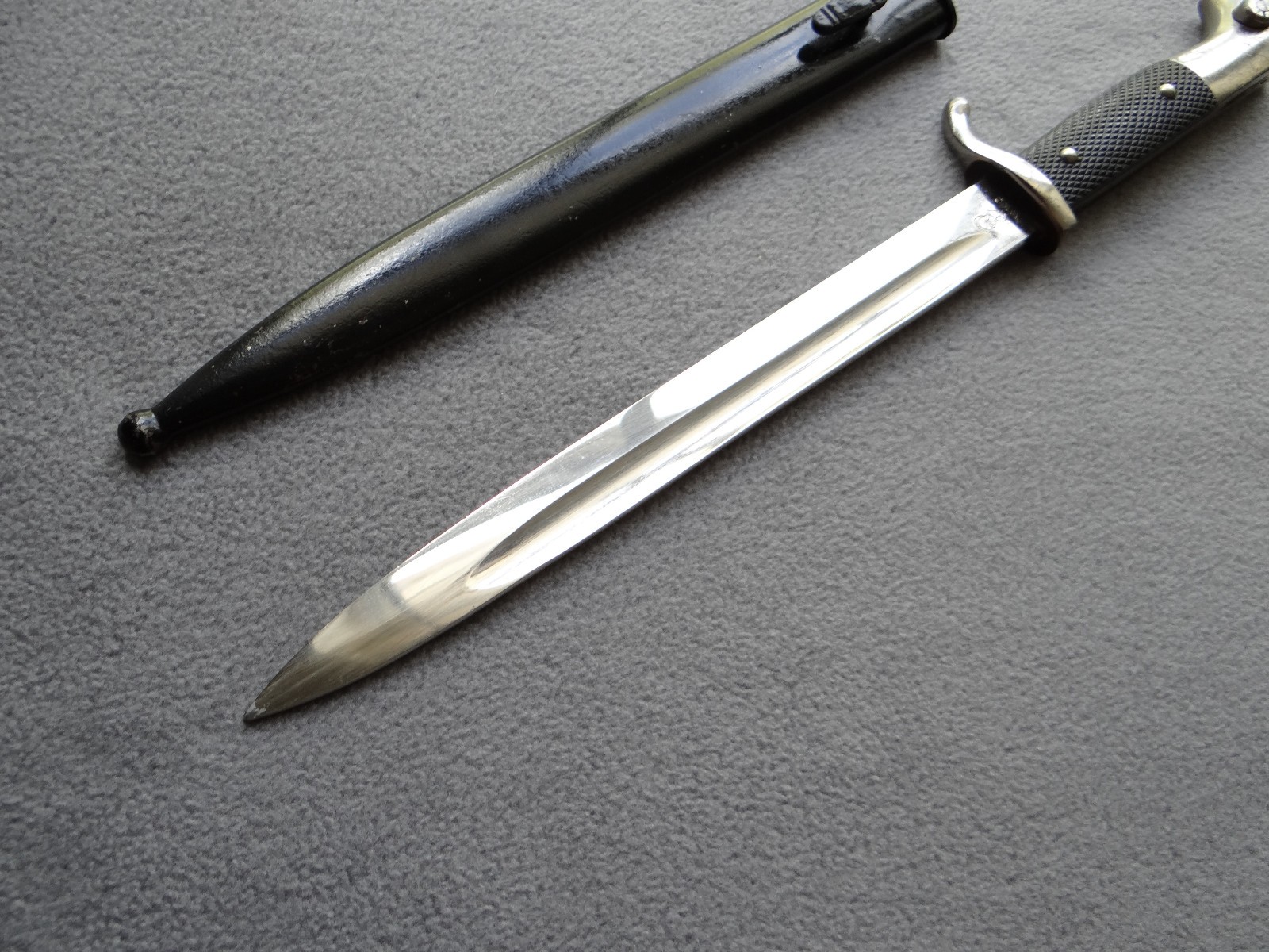 German WKC Knight Head Dress Bayonet with Metal Scabbard, WWII