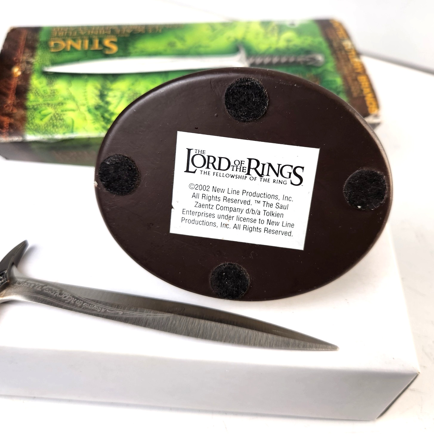 United Cutlery LOTR Sting sword 1/3 scale miniature collectible w/stand 2002