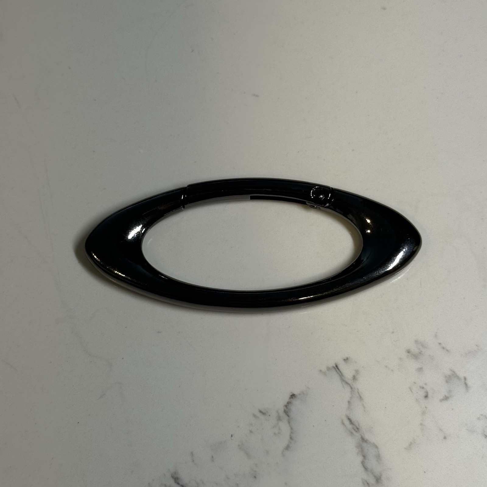 Oakley Carabiner Keychain Clip Black Gray Icon Software Gorpcore Vintage Y2K