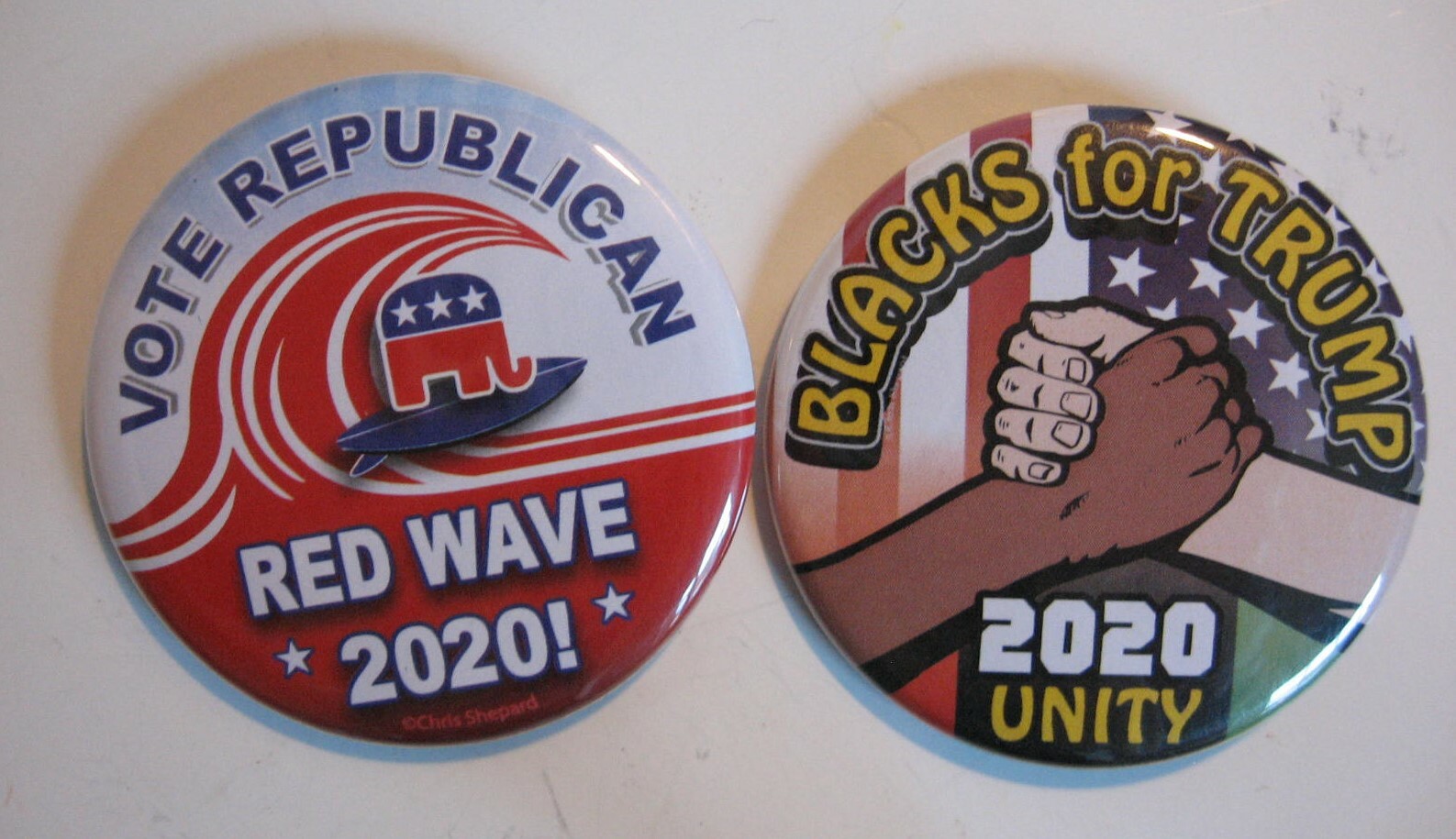 Five Trump 2020 Campaign Pinback Buttons MAGA Promises Kept Blacks Red Wave