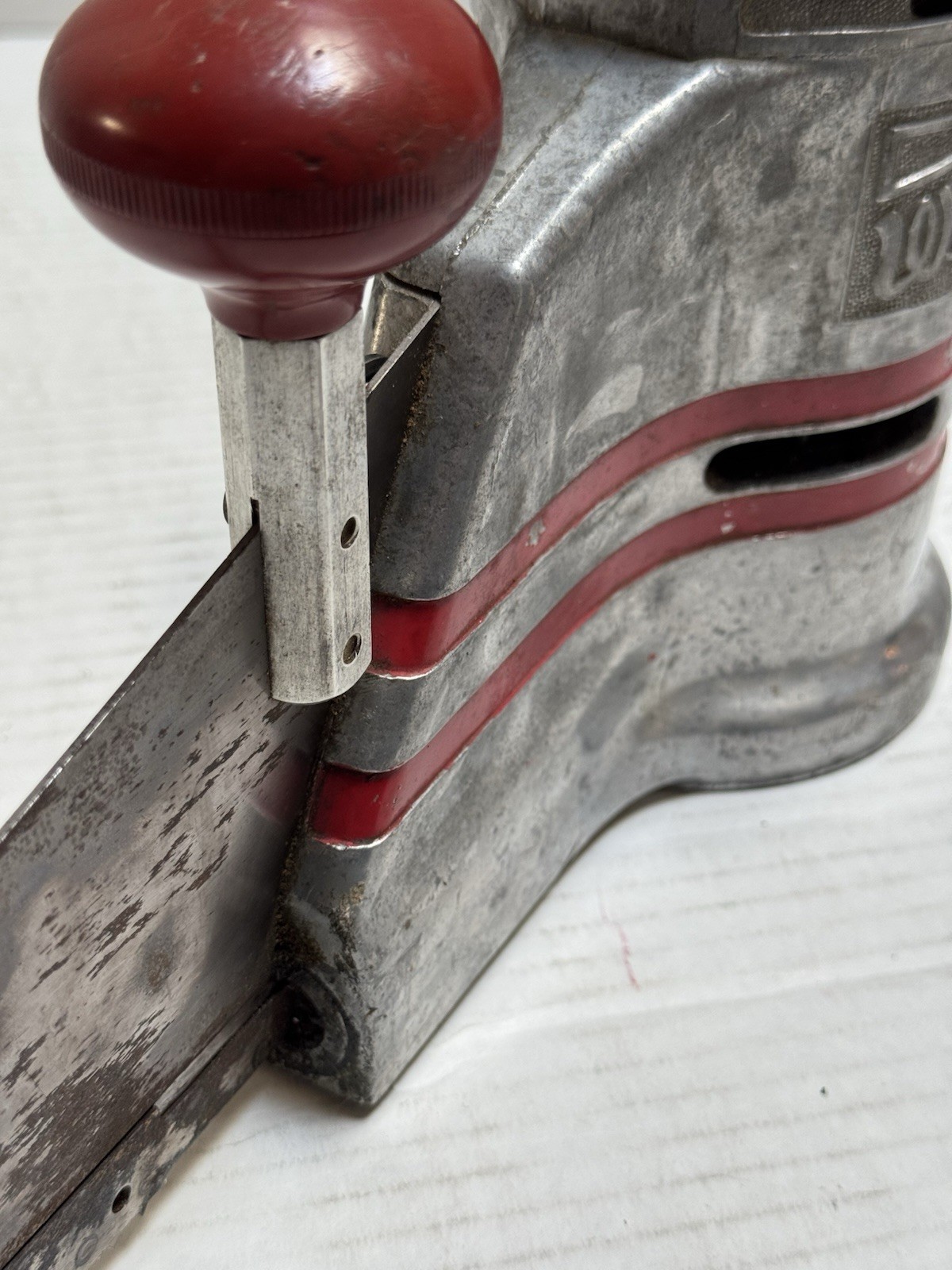 Wellsaw Model 400 Butcher Processor Breakdown Saw and Case