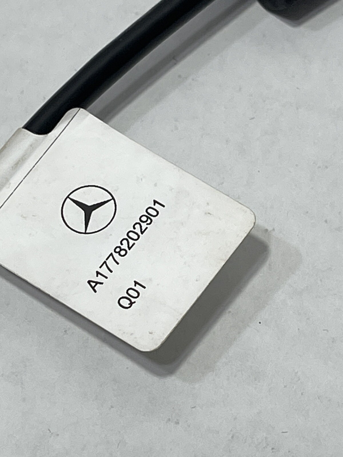 MERCEDES BENZ MEDIA INTERFACE ADAPTER CABLE USB-C NEW A1778202901 OEM Factory