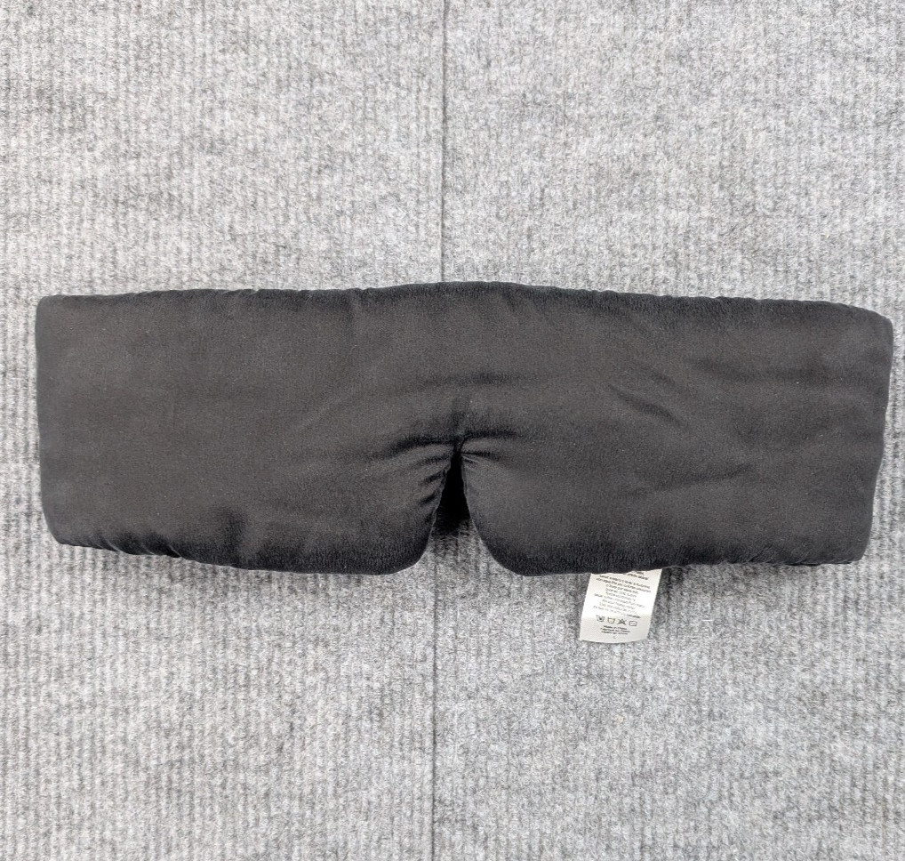 Lunya Silk Sleep Mask One Size Black Natural Fiber Minimal Quiet Luxury Padded